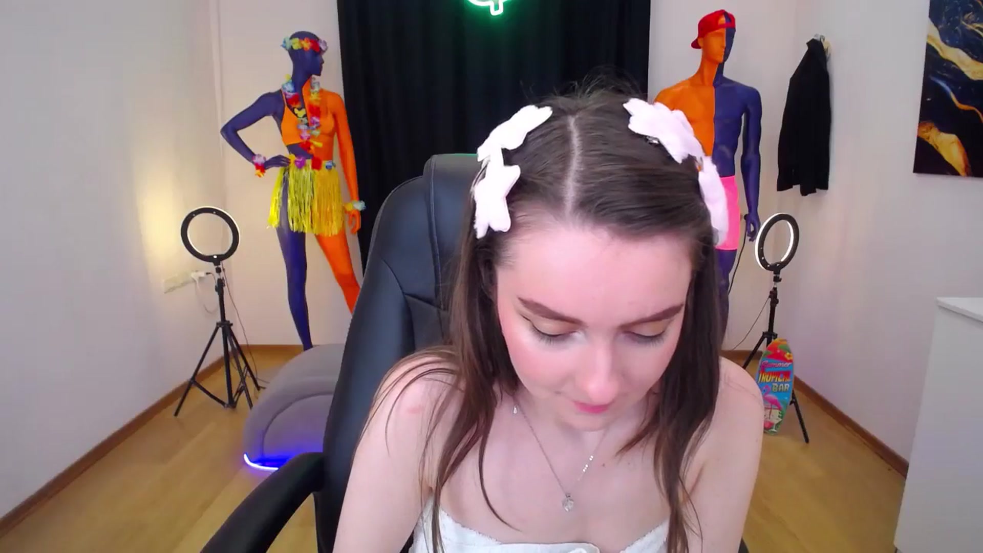 Gallery image thumbnail from Milim_Nava's myfreecams stream on, 07/23/2024, 21:30 image 6 of 20