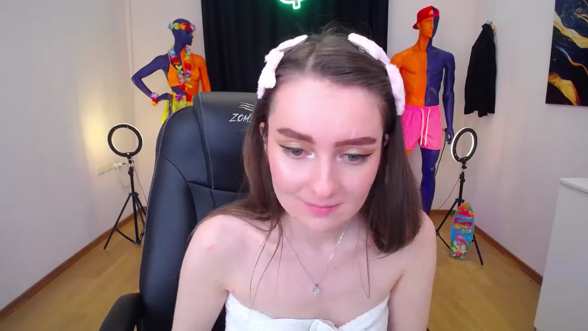 Gallery image thumbnail from Milim_Nava's myfreecams stream on, 07/23/2024, 21:30 image 2 of 20