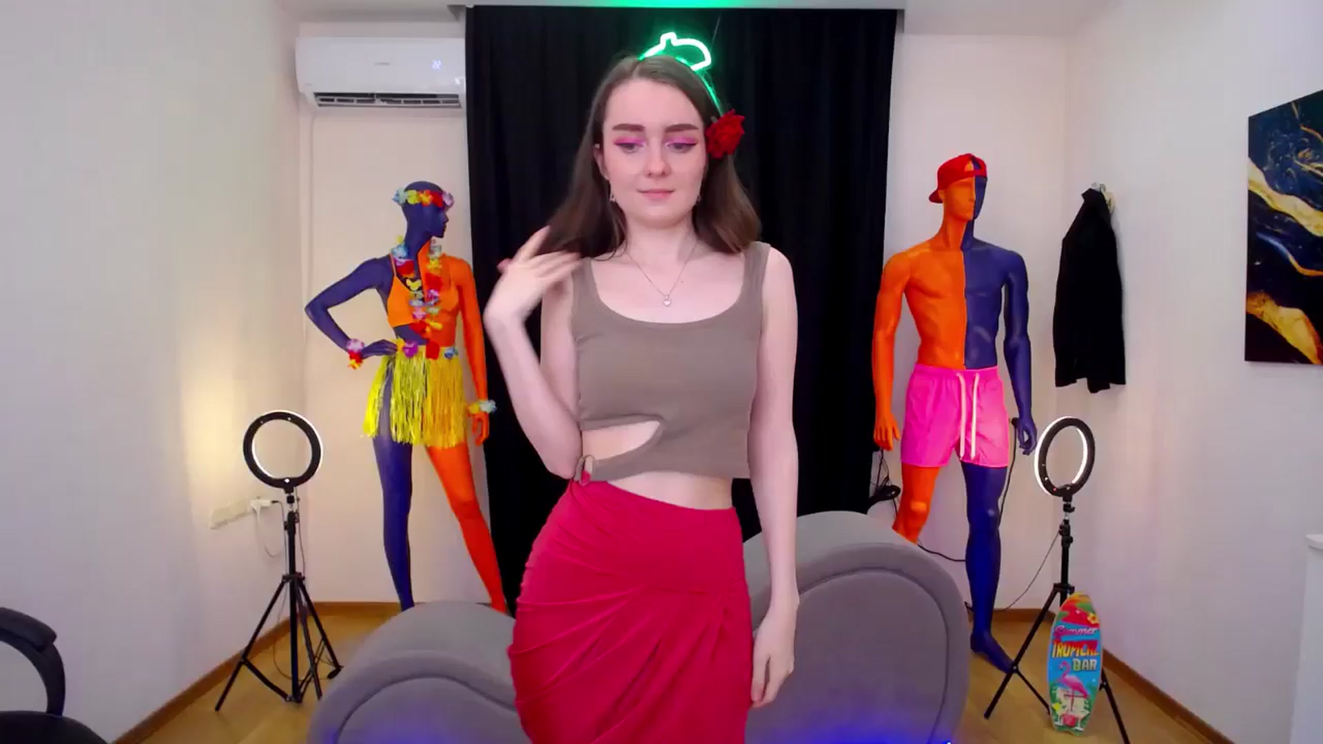 Gallery image thumbnail from Milim_Nava's myfreecams stream on, 07/25/2024, 15:51 image 6 of 20