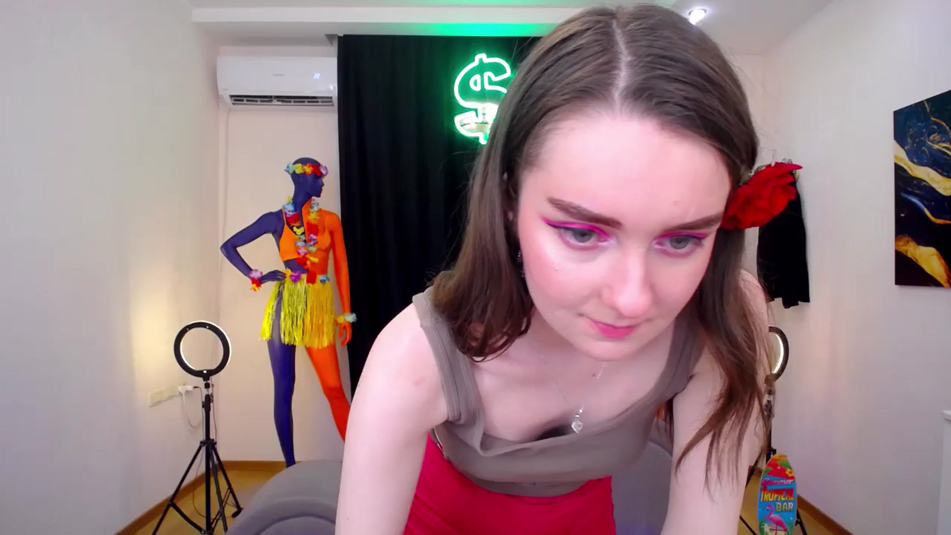 Gallery image thumbnail from Milim_Nava's myfreecams stream on, 07/25/2024, 15:51 image 1 of 20