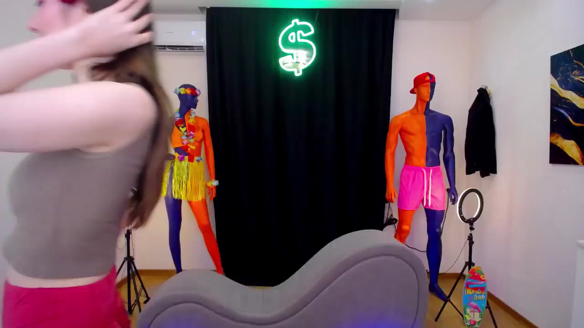 Gallery image thumbnail from Milim_Nava's myfreecams stream on, 07/25/2024, 15:51 image 3 of 20