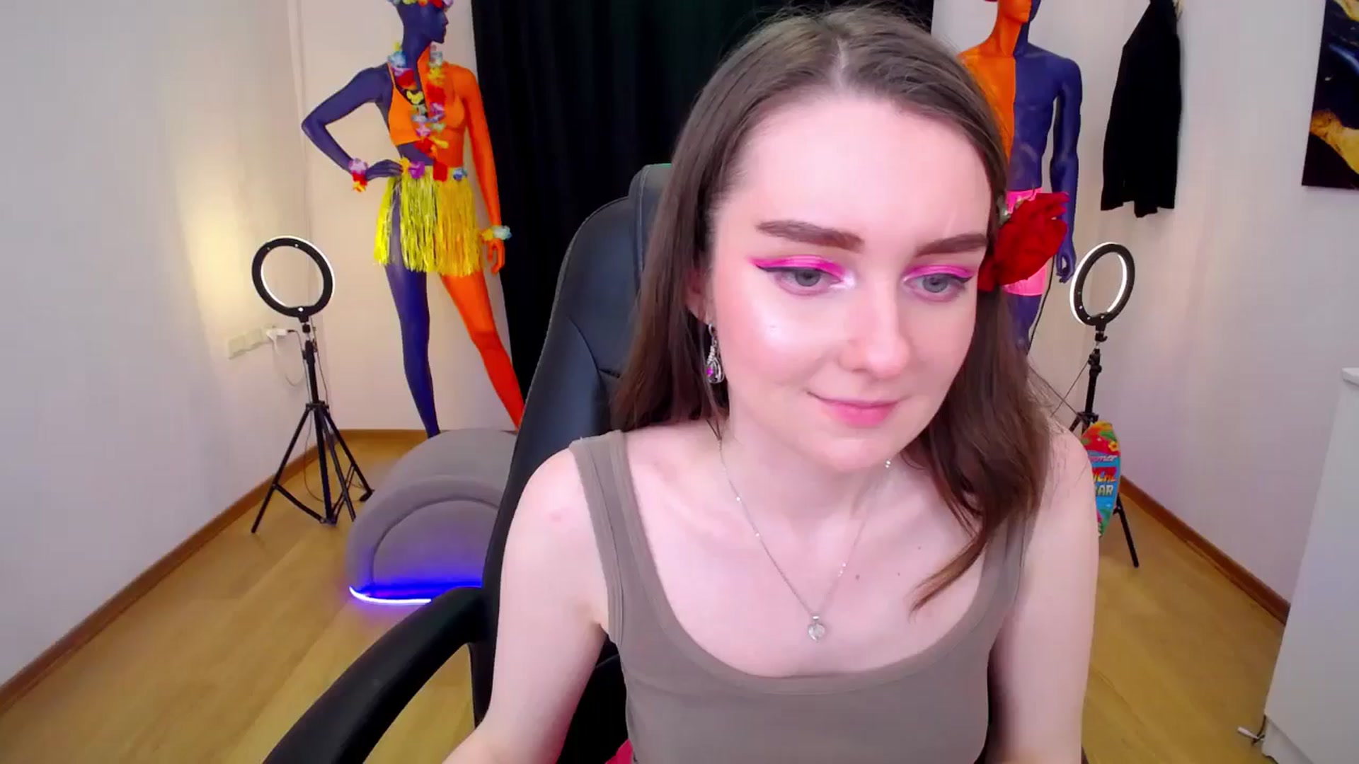 Gallery image thumbnail from Milim_Nava's myfreecams stream on, 07/25/2024, 15:51 image 10 of 20