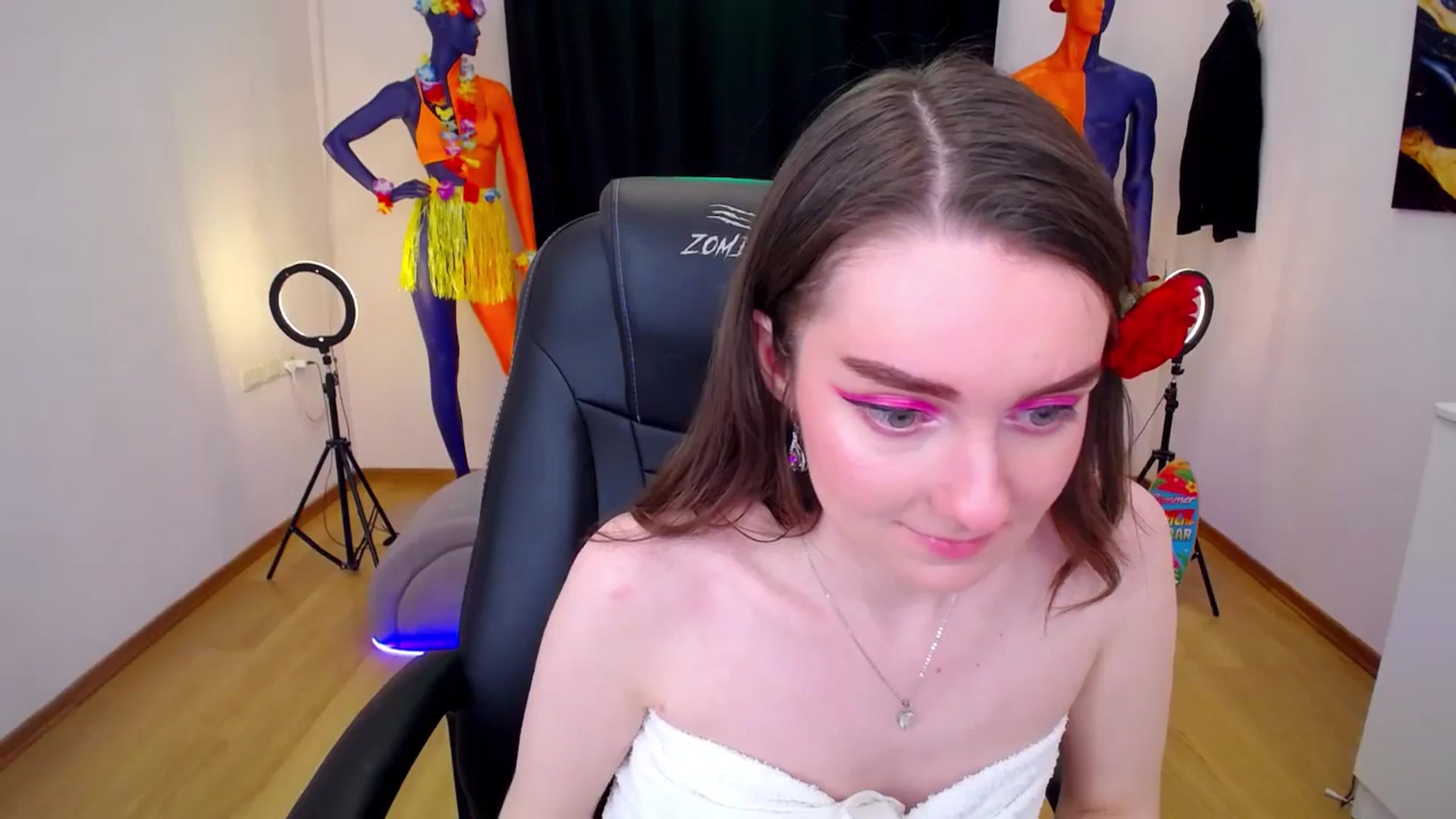 Gallery image thumbnail from Milim_Nava's myfreecams stream on, 07/25/2024, 16:18 image 9 of 20