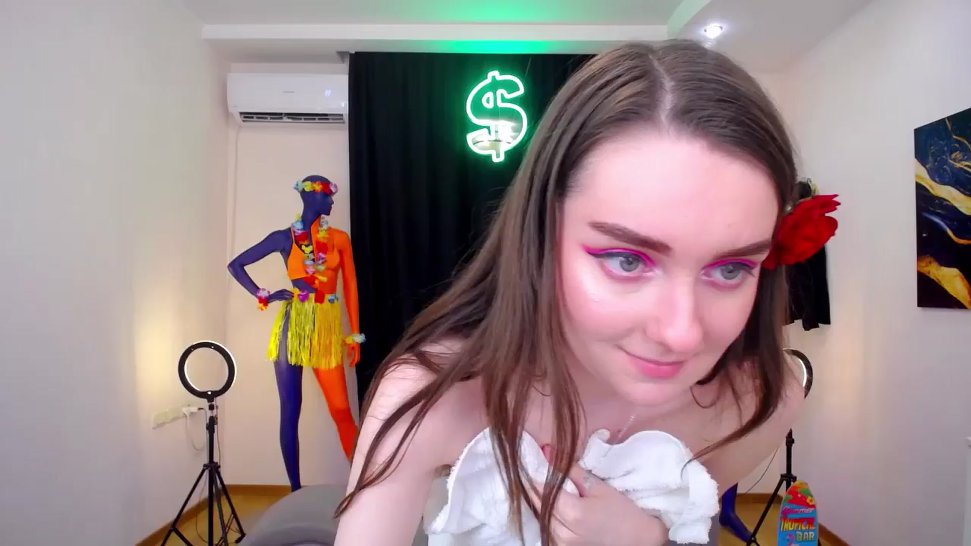 Gallery image thumbnail from Milim_Nava's myfreecams stream on, 07/25/2024, 19:10 image 5 of 20