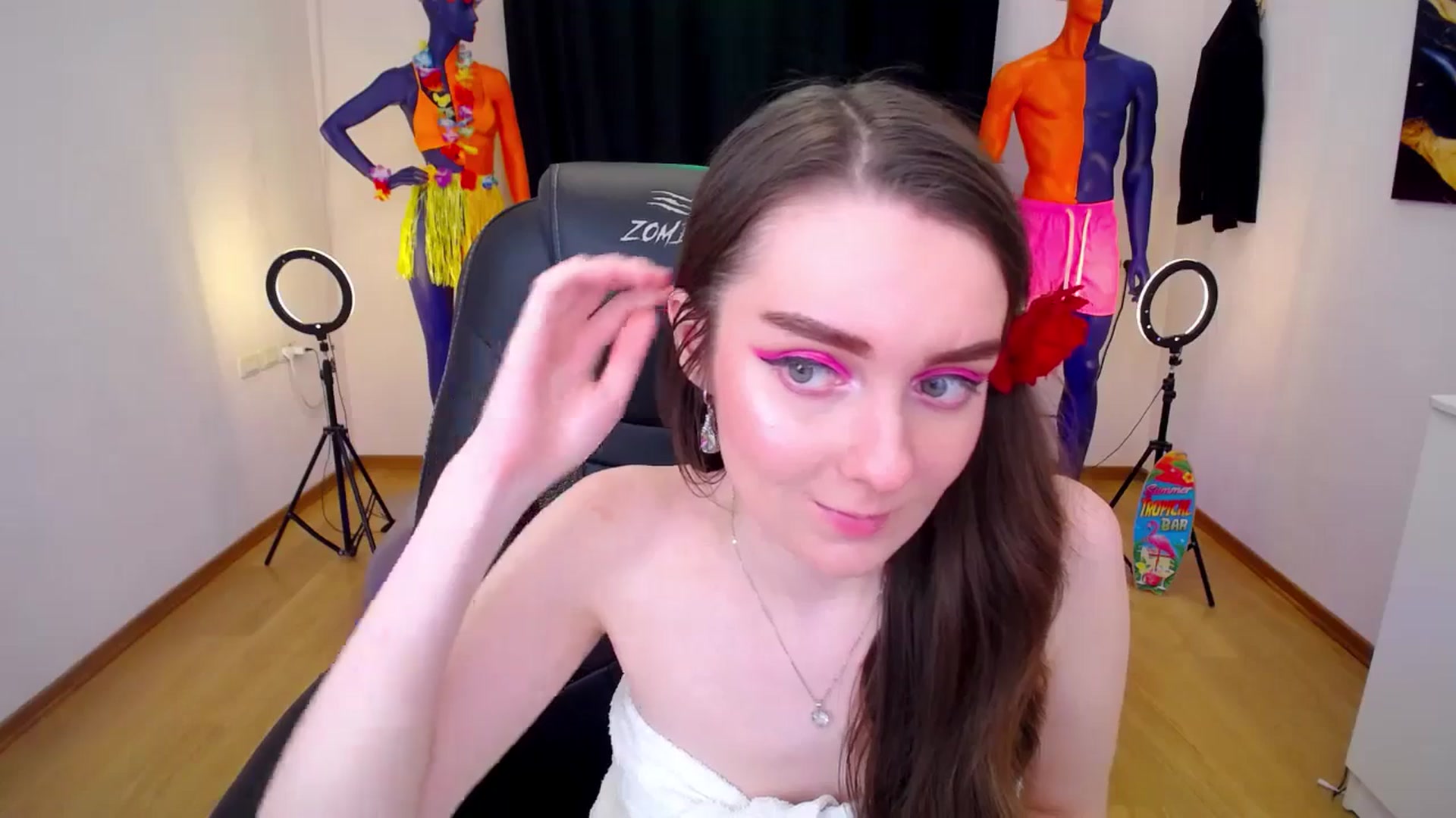 Gallery image thumbnail from Milim_Nava's myfreecams stream on, 07/25/2024, 19:10 image 2 of 20