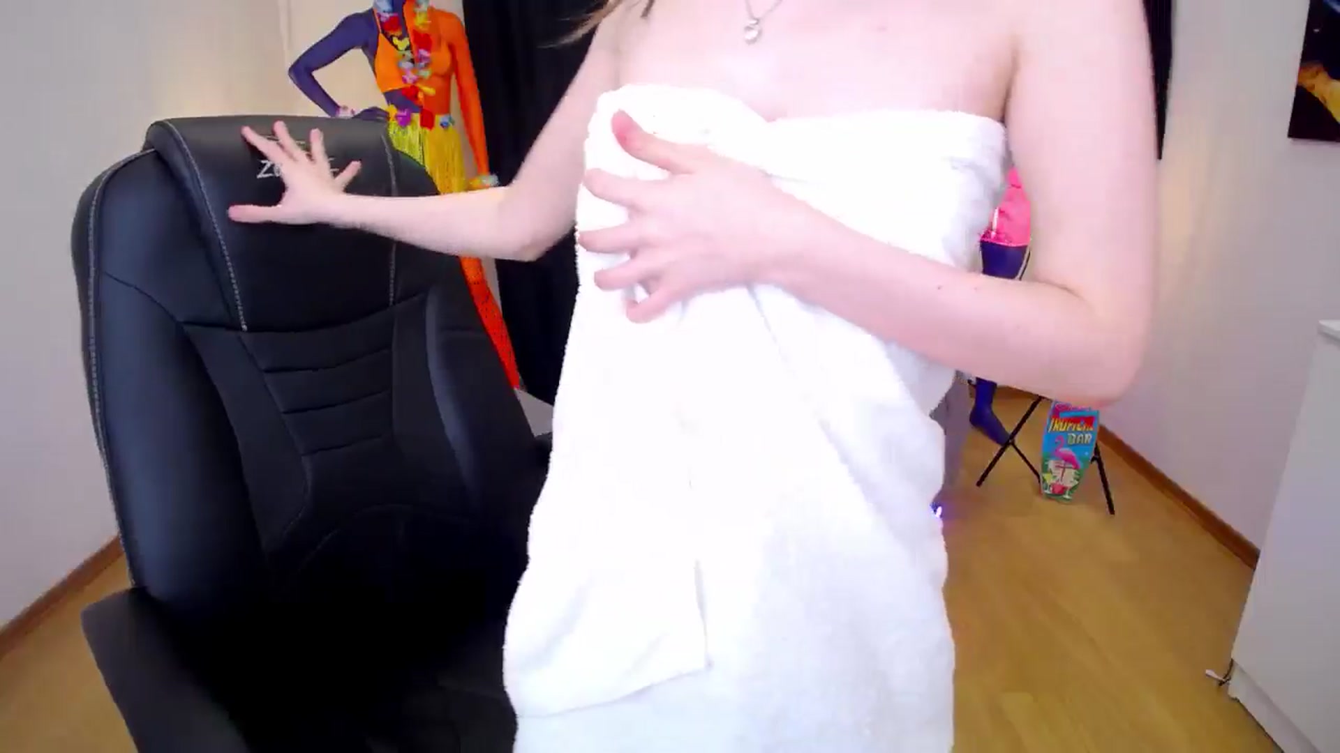 Gallery image thumbnail from Milim_Nava's myfreecams stream on, 07/25/2024, 19:10 image 12 of 20