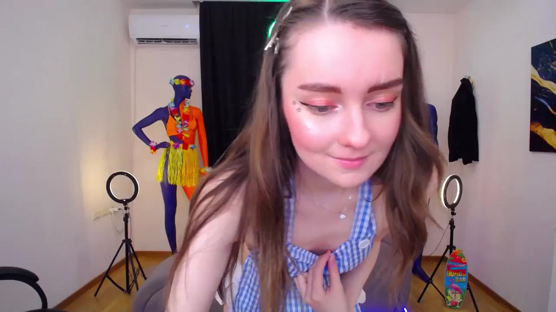 Gallery image thumbnail from Milim_Nava's myfreecams stream on, 07/28/2024, 10:44 image 3 of 20