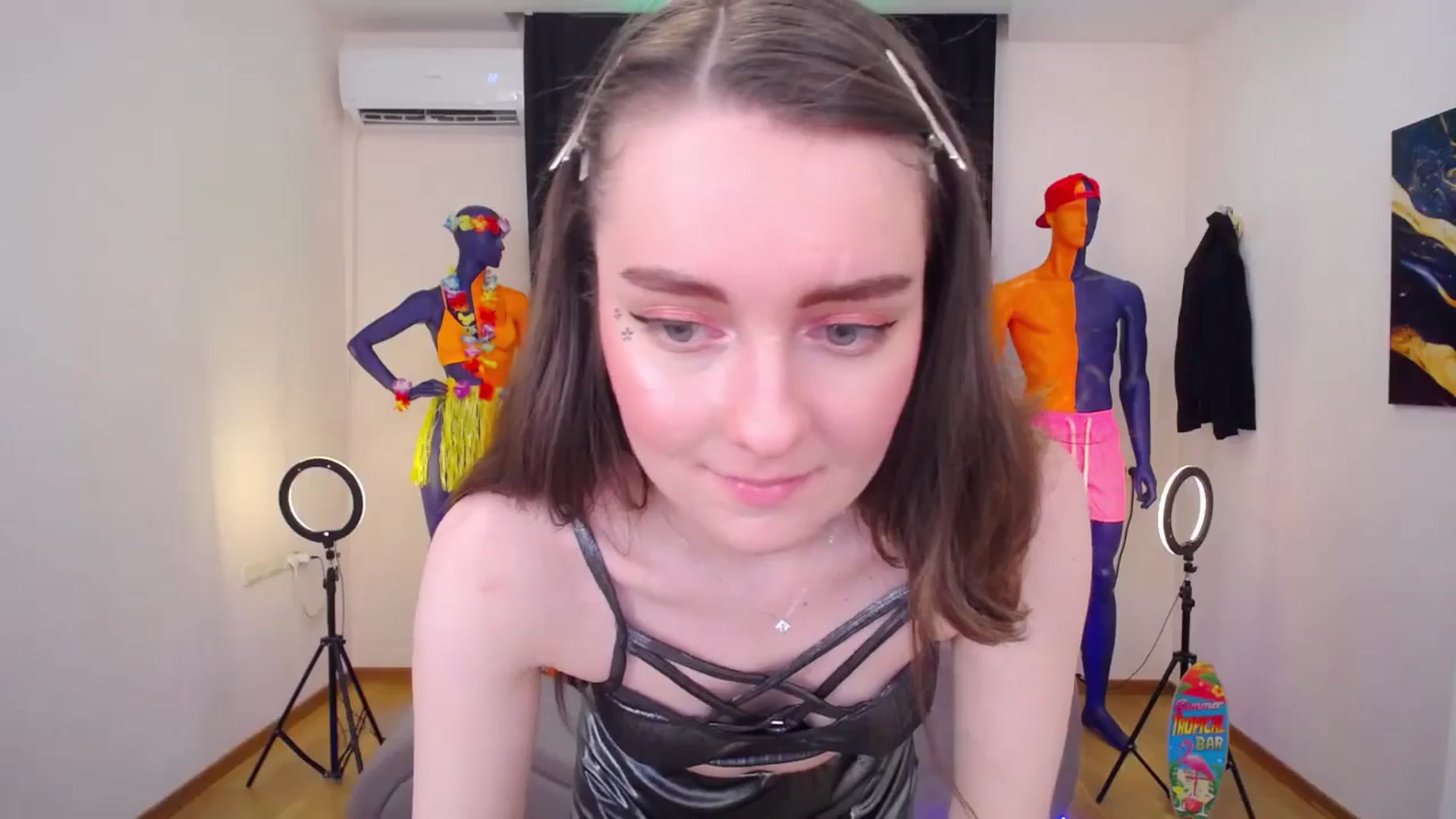 Gallery image thumbnail from Milim_Nava's myfreecams stream on, 07/28/2024, 14:49 image 9 of 20