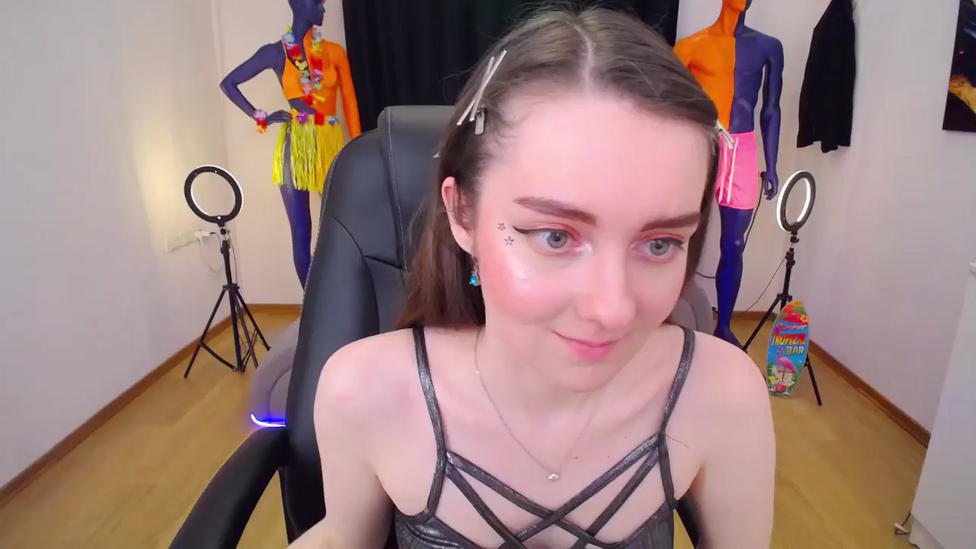 Gallery image thumbnail from Milim_Nava's myfreecams stream on, 07/28/2024, 14:49 image 12 of 20