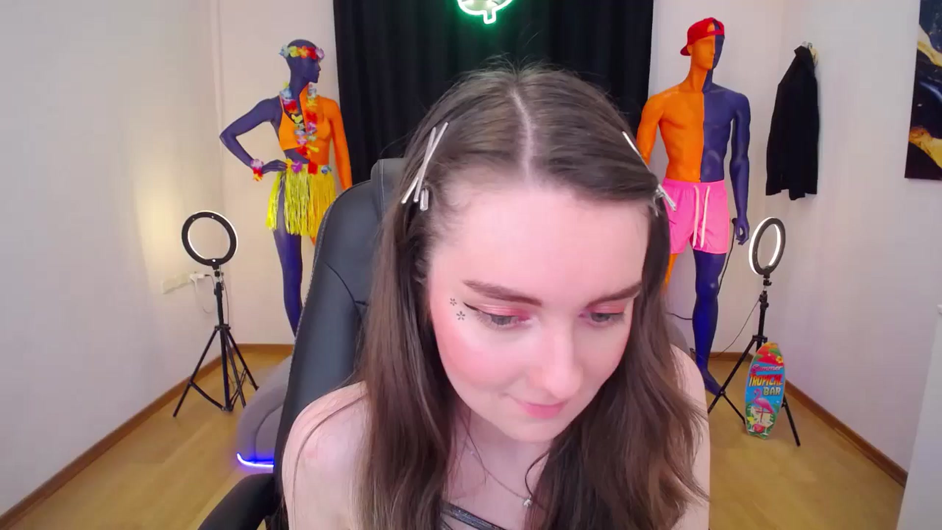 Gallery image thumbnail from Milim_Nava's myfreecams stream on, 07/28/2024, 14:49 image 1 of 20