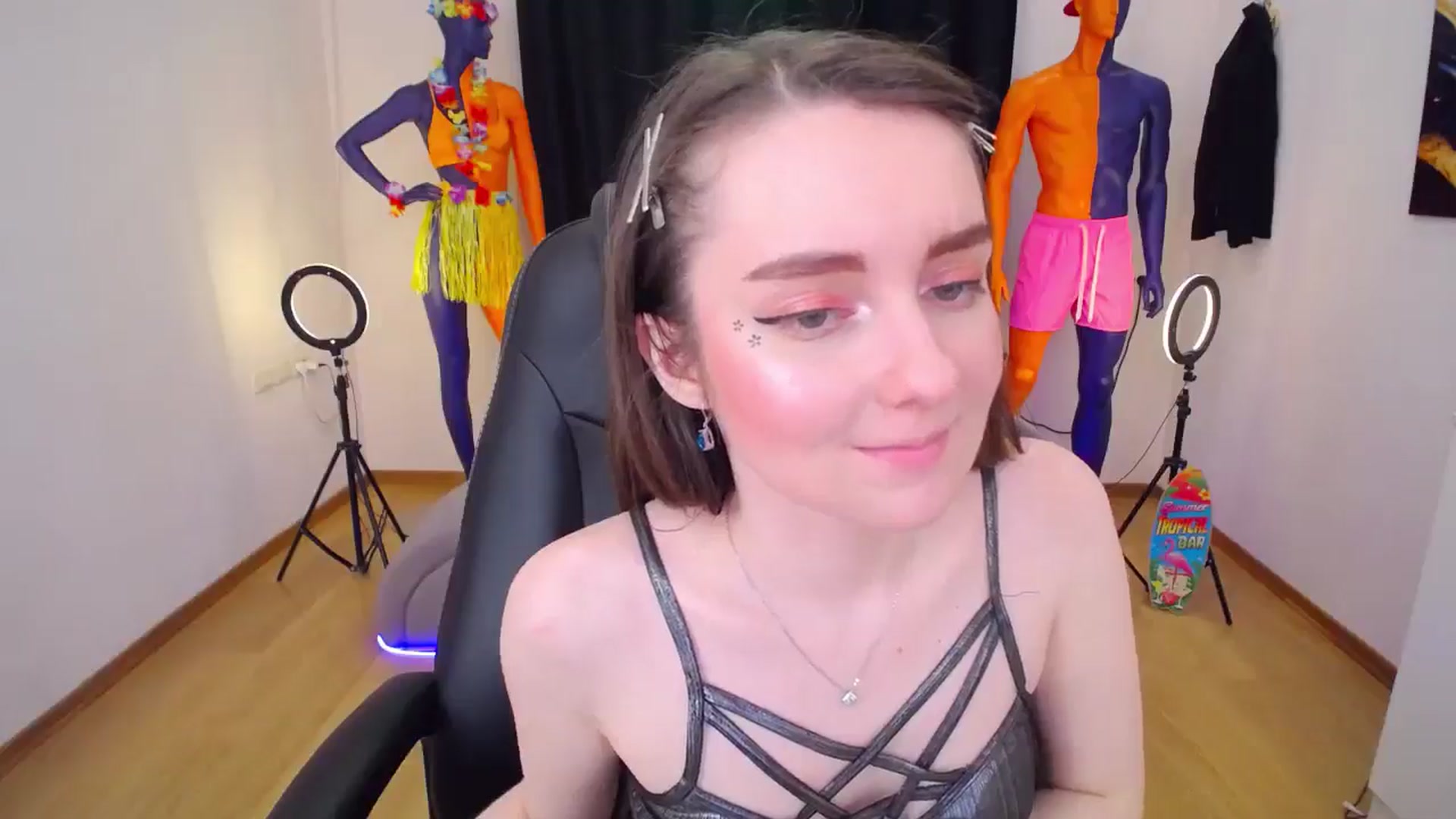 Gallery image thumbnail from Milim_Nava's myfreecams stream on, 07/28/2024, 16:19 image 12 of 20
