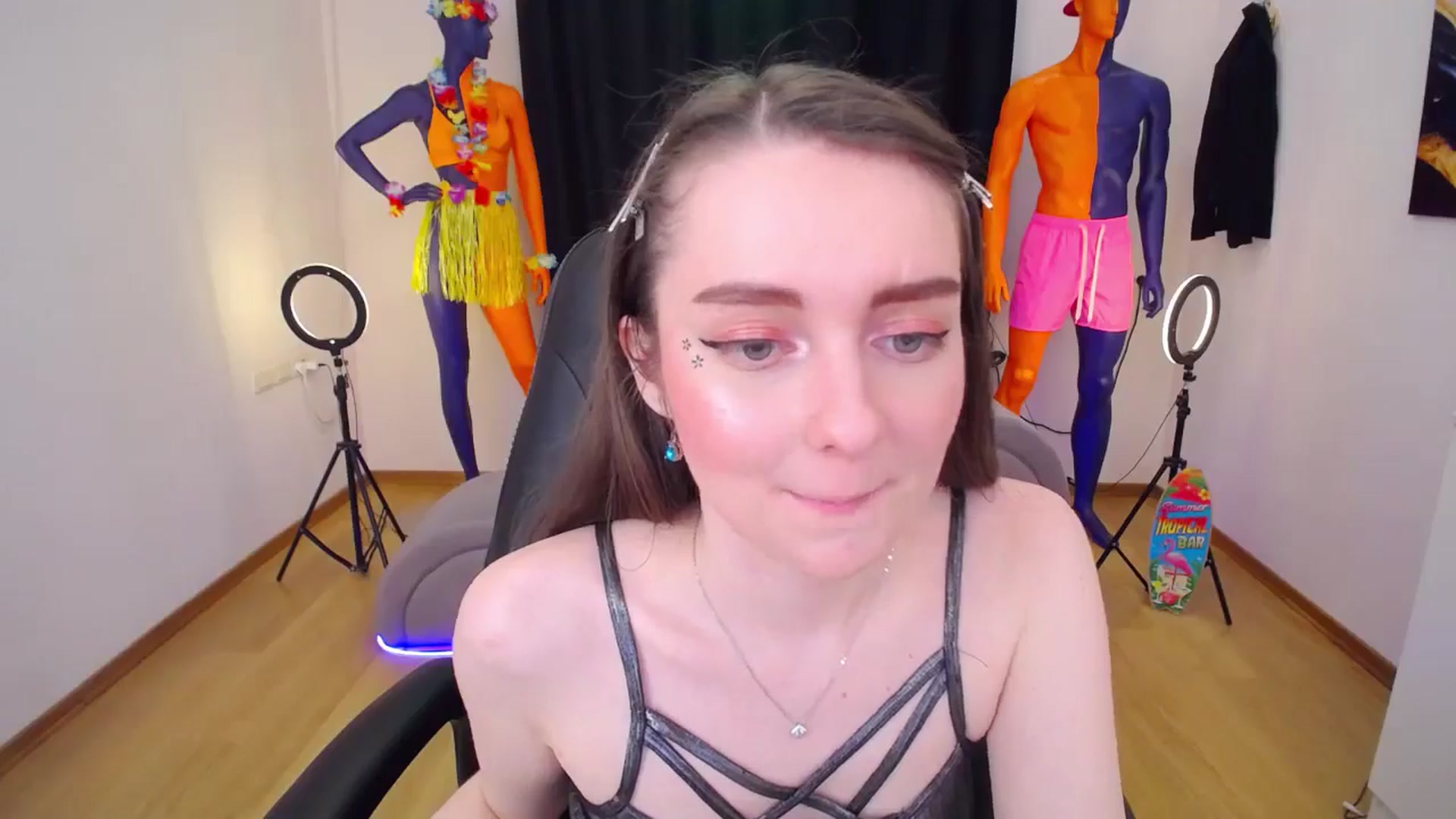 Gallery image thumbnail from Milim_Nava's myfreecams stream on, 07/28/2024, 16:19 image 17 of 20