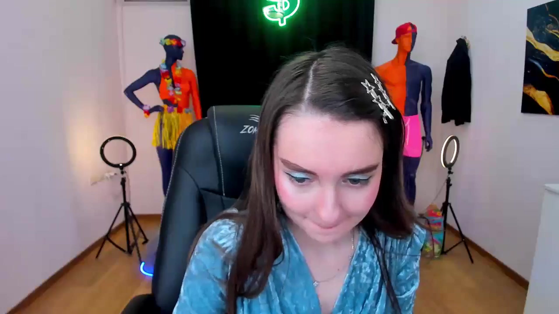 Gallery image thumbnail from Milim_Nava's myfreecams stream on, 08/16/2024, 10:48 image 13 of 20