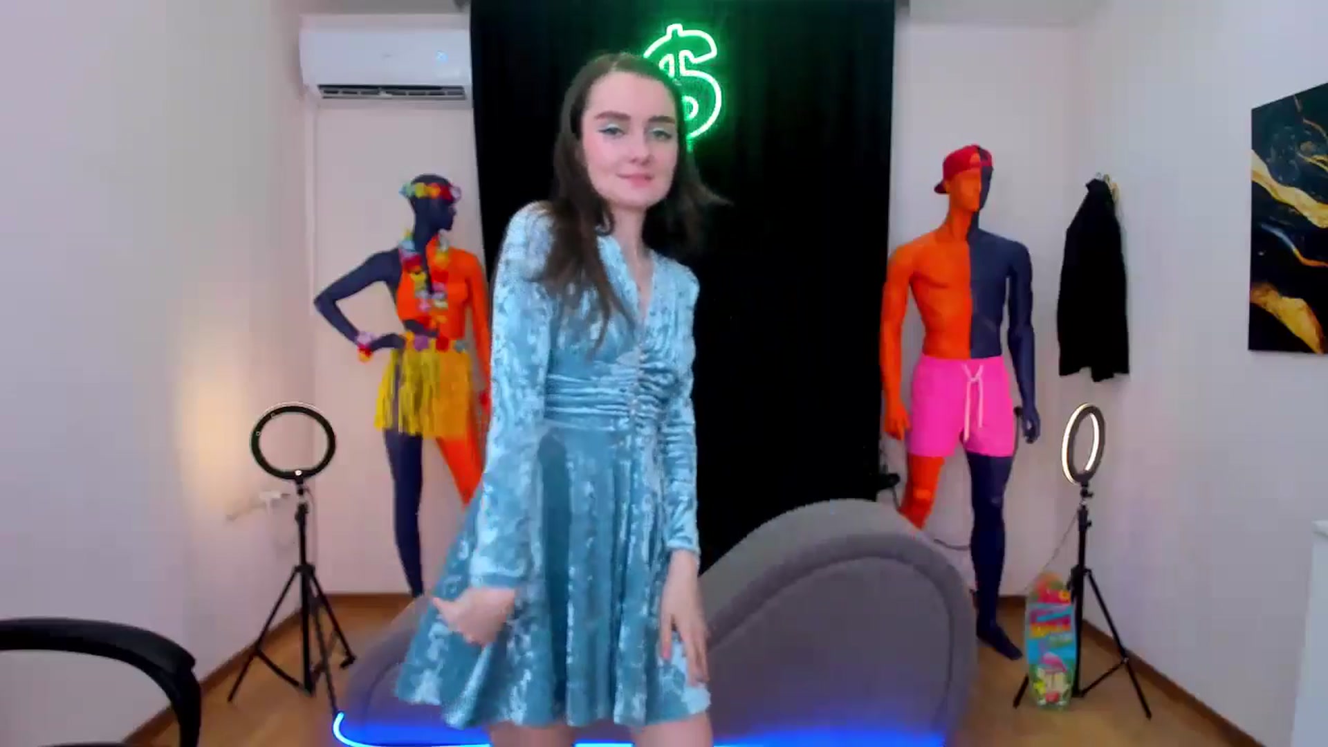 Gallery image thumbnail from Milim_Nava's myfreecams stream on, 08/16/2024, 10:48 image 10 of 20