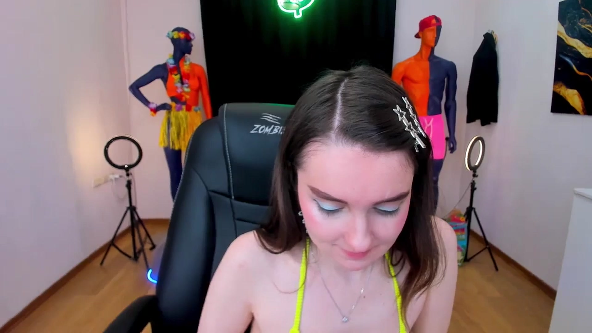 Gallery image thumbnail from Milim_Nava's myfreecams stream on, 08/16/2024, 11:49 image 16 of 20