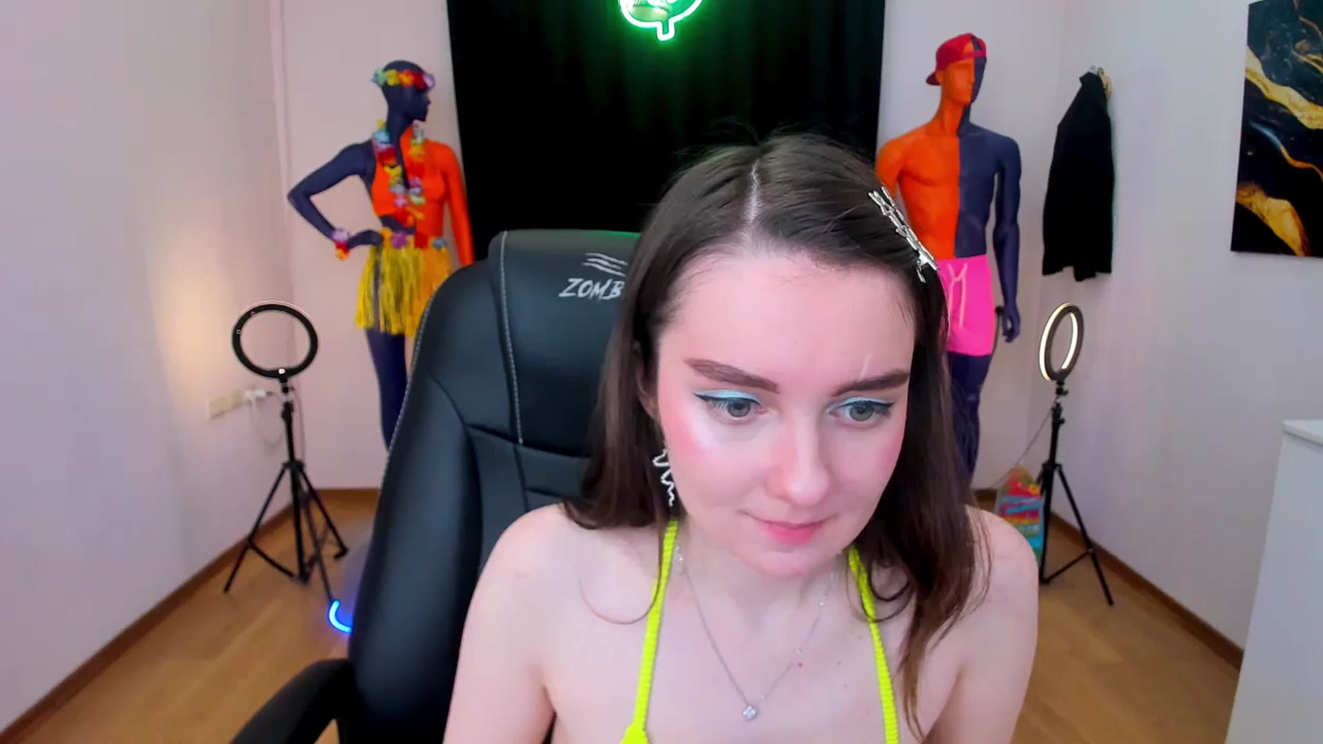 Gallery image thumbnail from Milim_Nava's myfreecams stream on, 08/16/2024, 11:49 image 15 of 20