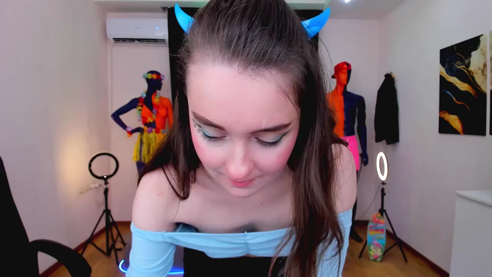 Gallery image thumbnail from Milim_Nava's myfreecams stream on, 08/17/2024, 18:38 image 17 of 20