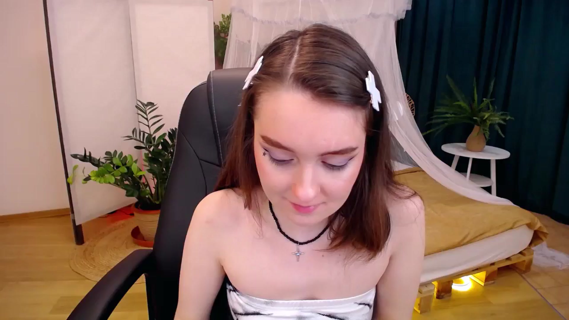 Gallery image thumbnail from Milim_Nava's myfreecams stream on, 08/18/2024, 18:52 image 1 of 20