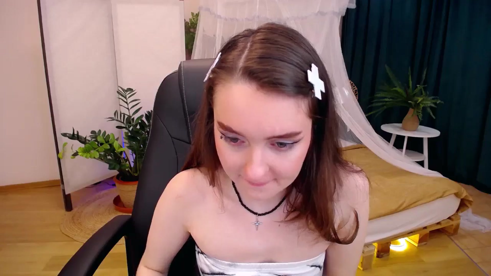 Gallery image thumbnail from Milim_Nava's myfreecams stream on, 08/18/2024, 18:52 image 2 of 20