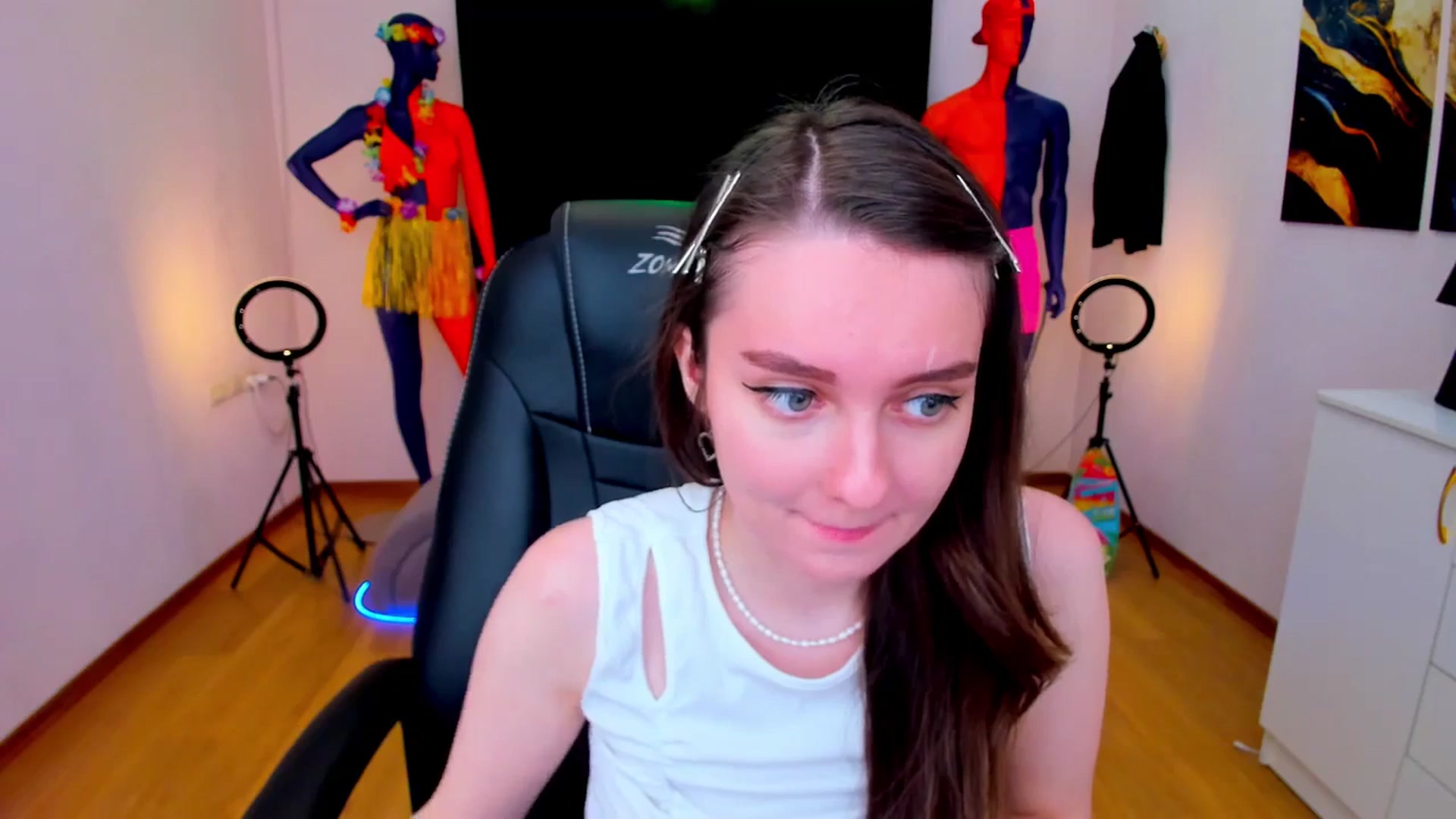 Gallery image thumbnail from Milim_Nava's myfreecams stream on, 08/20/2024, 10:46 image 11 of 20