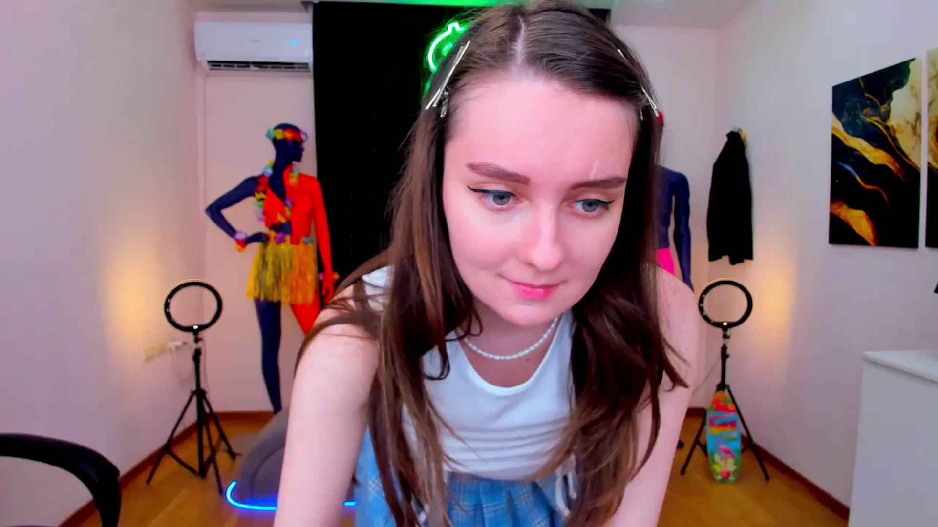 Gallery image thumbnail from Milim_Nava's myfreecams stream on, 08/20/2024, 10:46 image 19 of 20