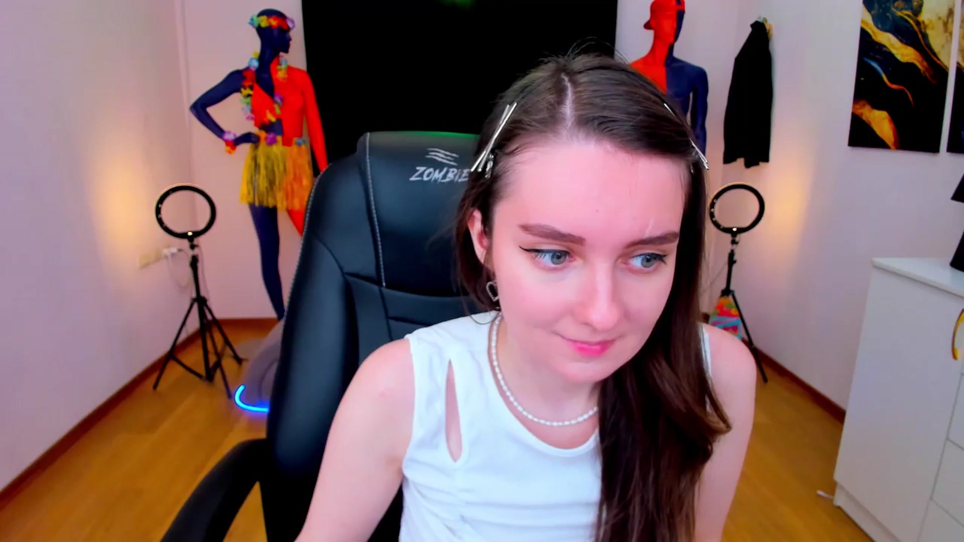 Gallery image thumbnail from Milim_Nava's myfreecams stream on, 08/20/2024, 10:46 image 10 of 20