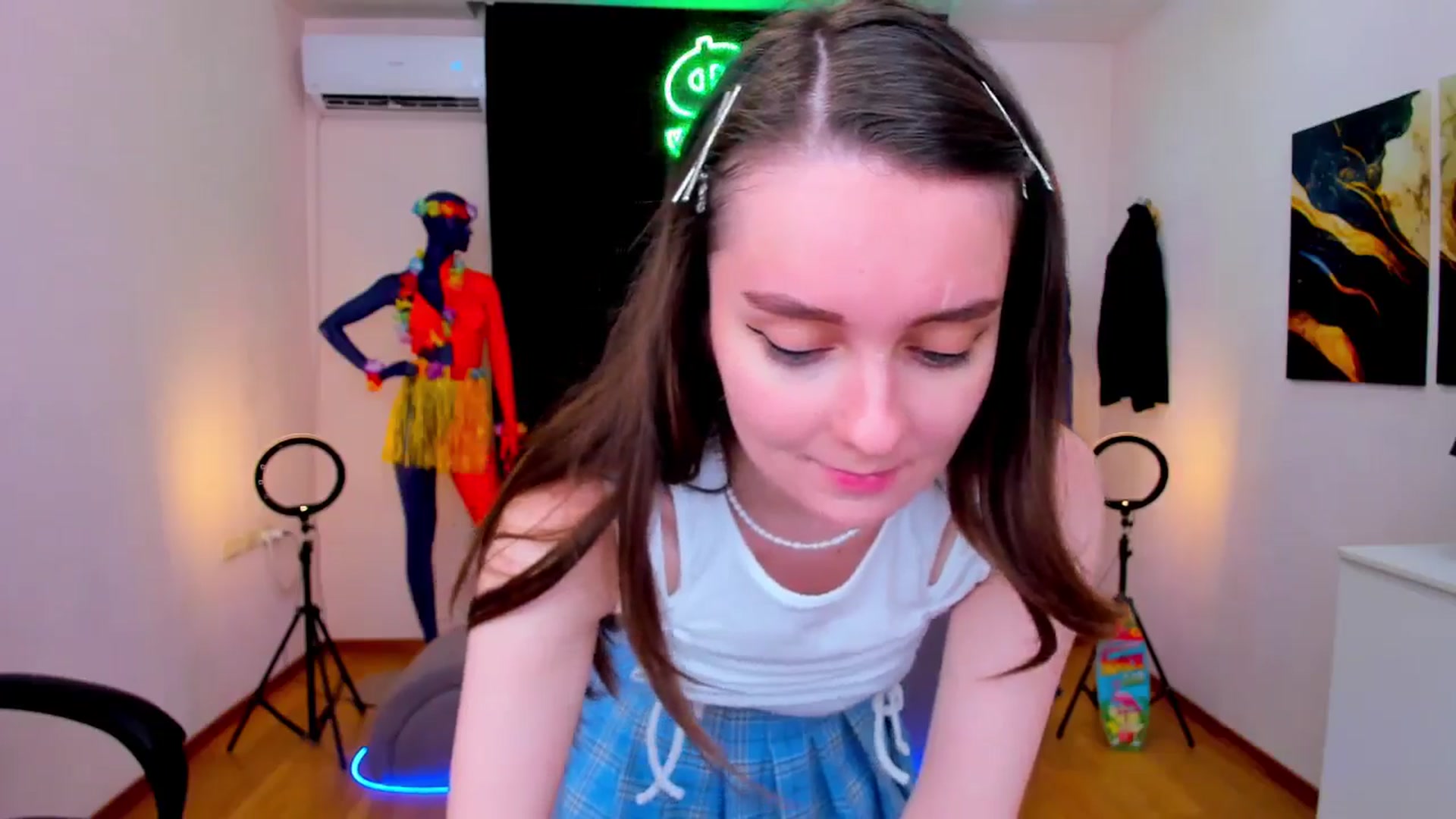 Gallery image thumbnail from Milim_Nava's myfreecams stream on, 08/20/2024, 10:46 image 16 of 20