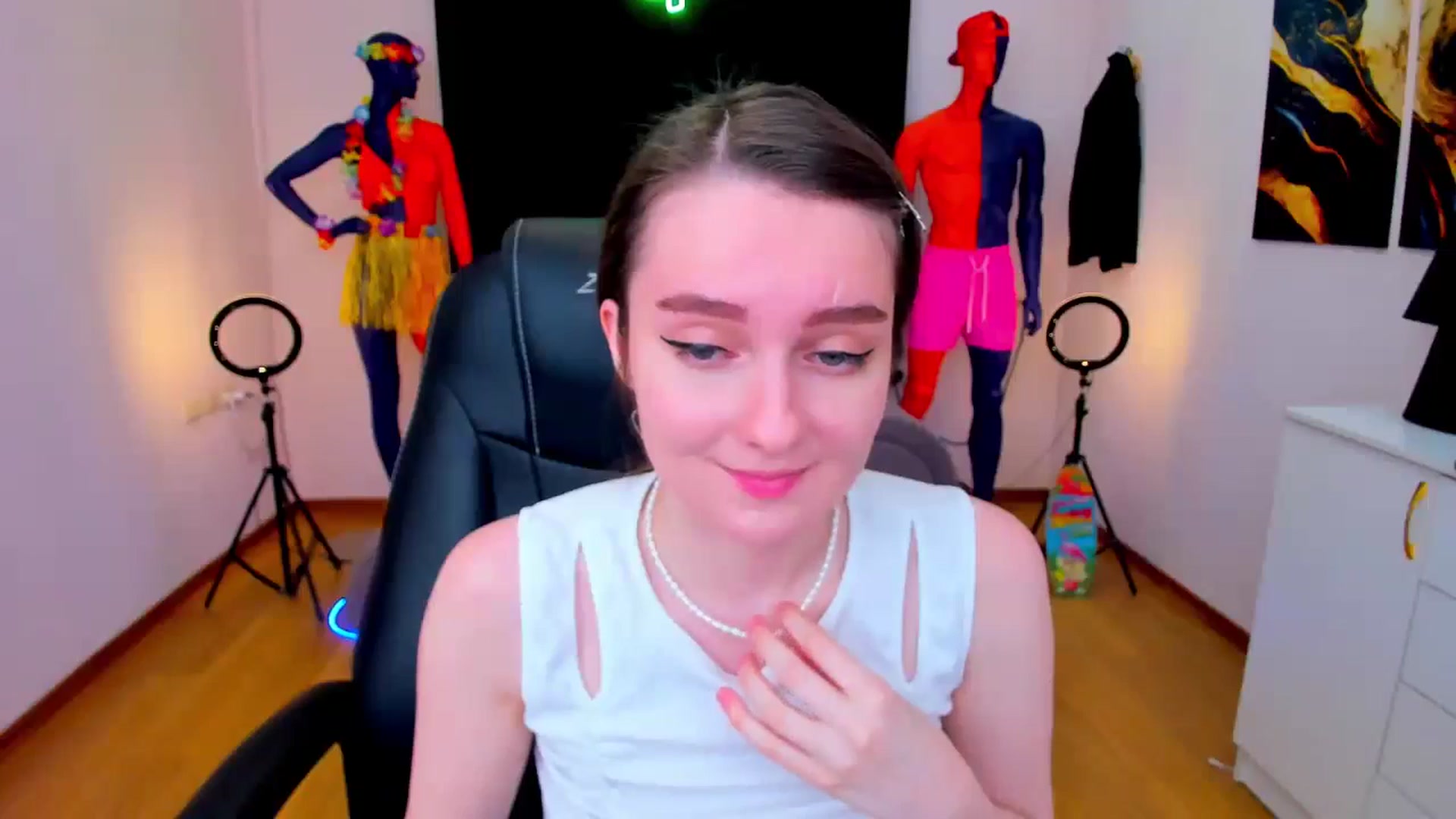 Gallery image thumbnail from Milim_Nava's myfreecams stream on, 08/20/2024, 12:32 image 16 of 20