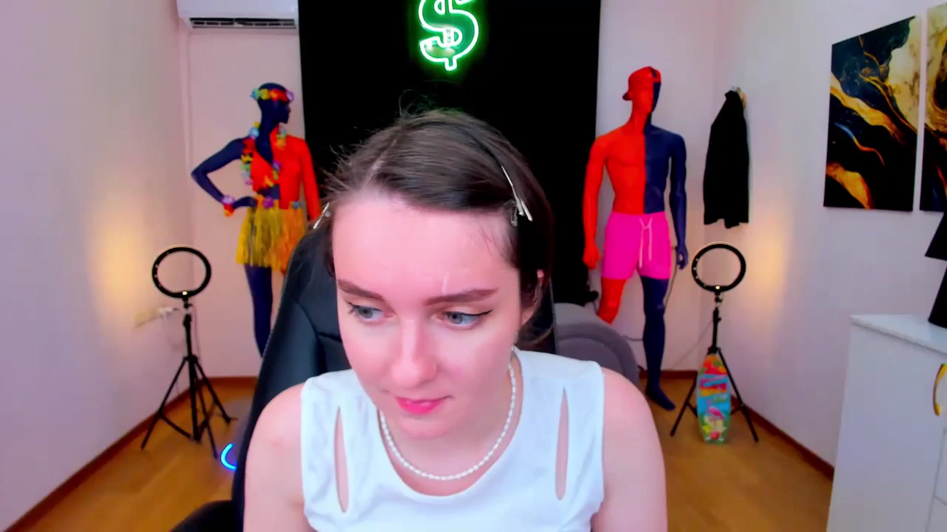 Gallery image thumbnail from Milim_Nava's myfreecams stream on, 08/20/2024, 12:32 image 13 of 20