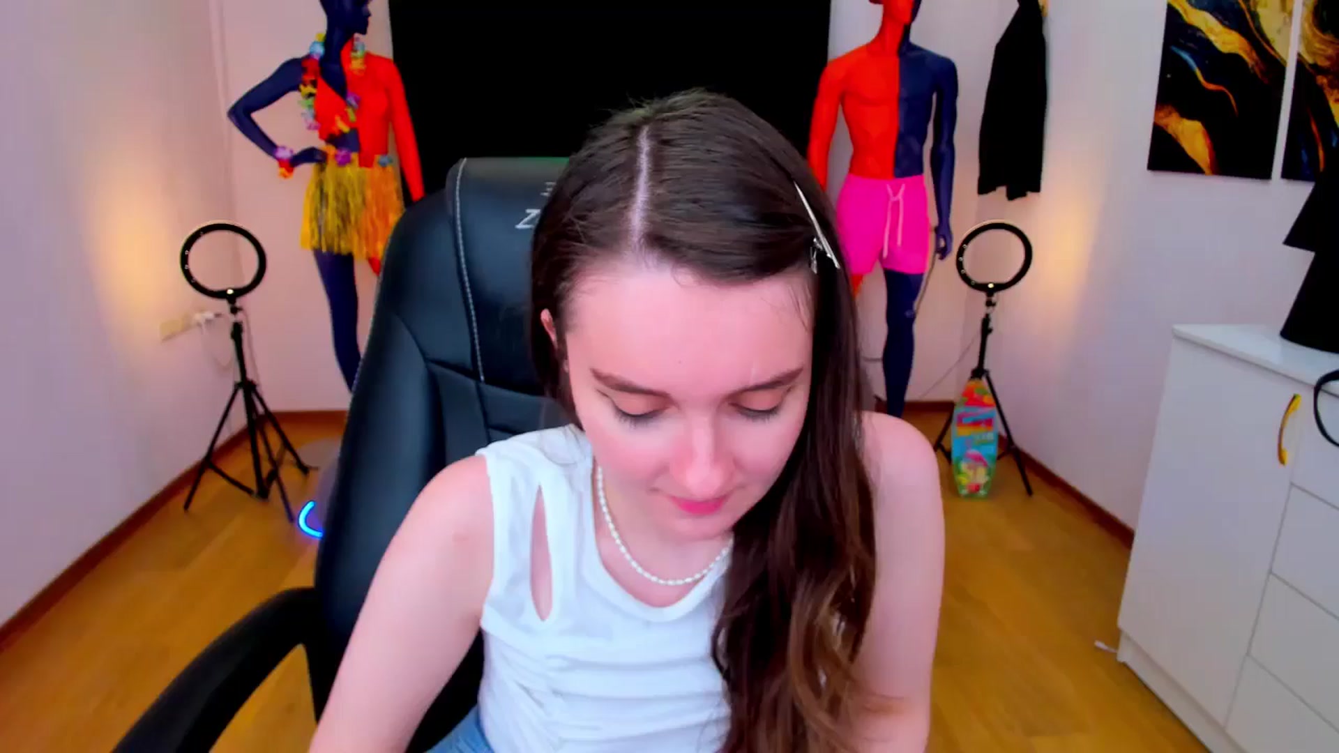 Gallery image thumbnail from Milim_Nava's myfreecams stream on, 08/20/2024, 16:46 image 6 of 20