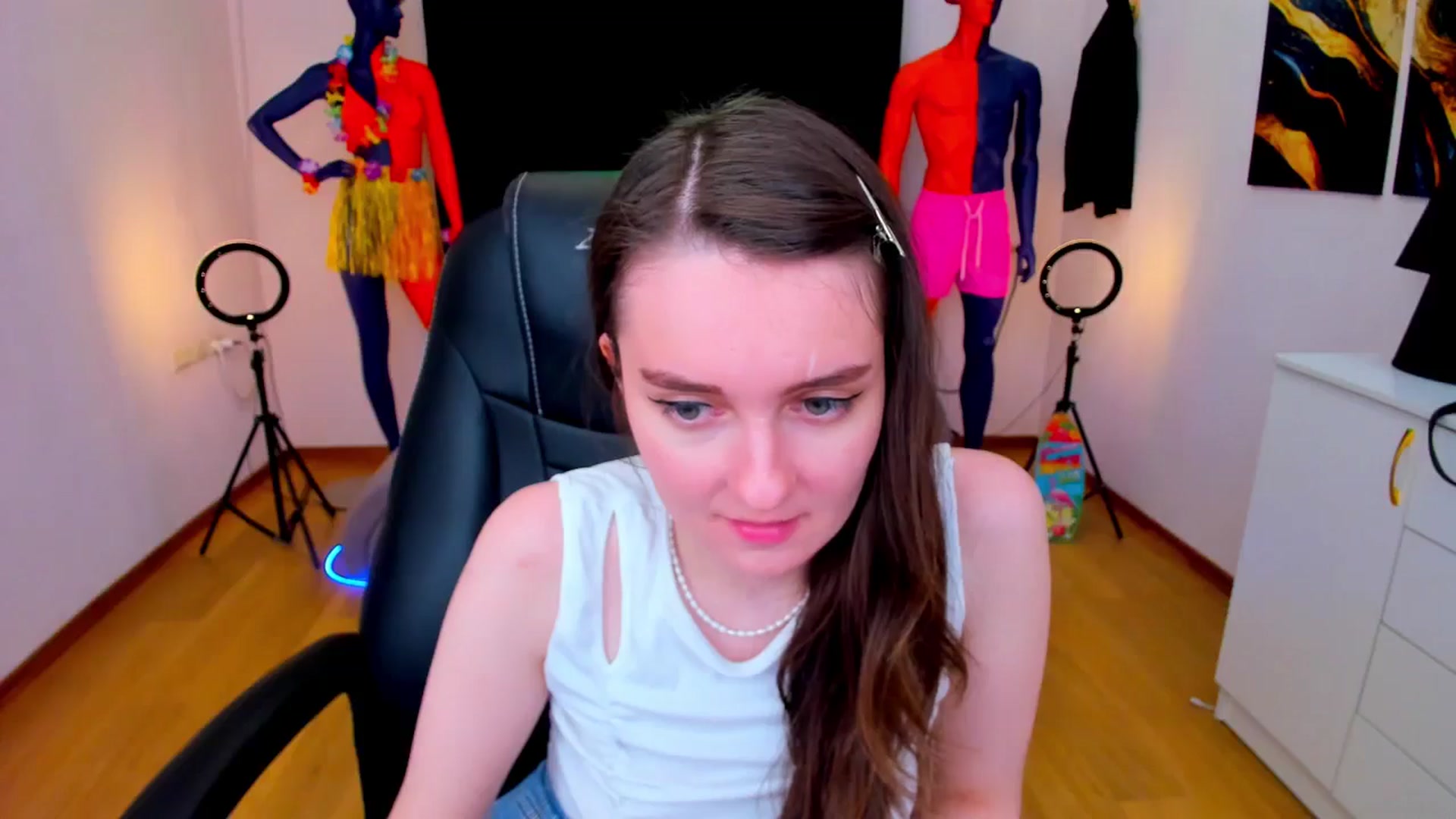 Gallery image thumbnail from Milim_Nava's myfreecams stream on, 08/20/2024, 16:46 image 5 of 20