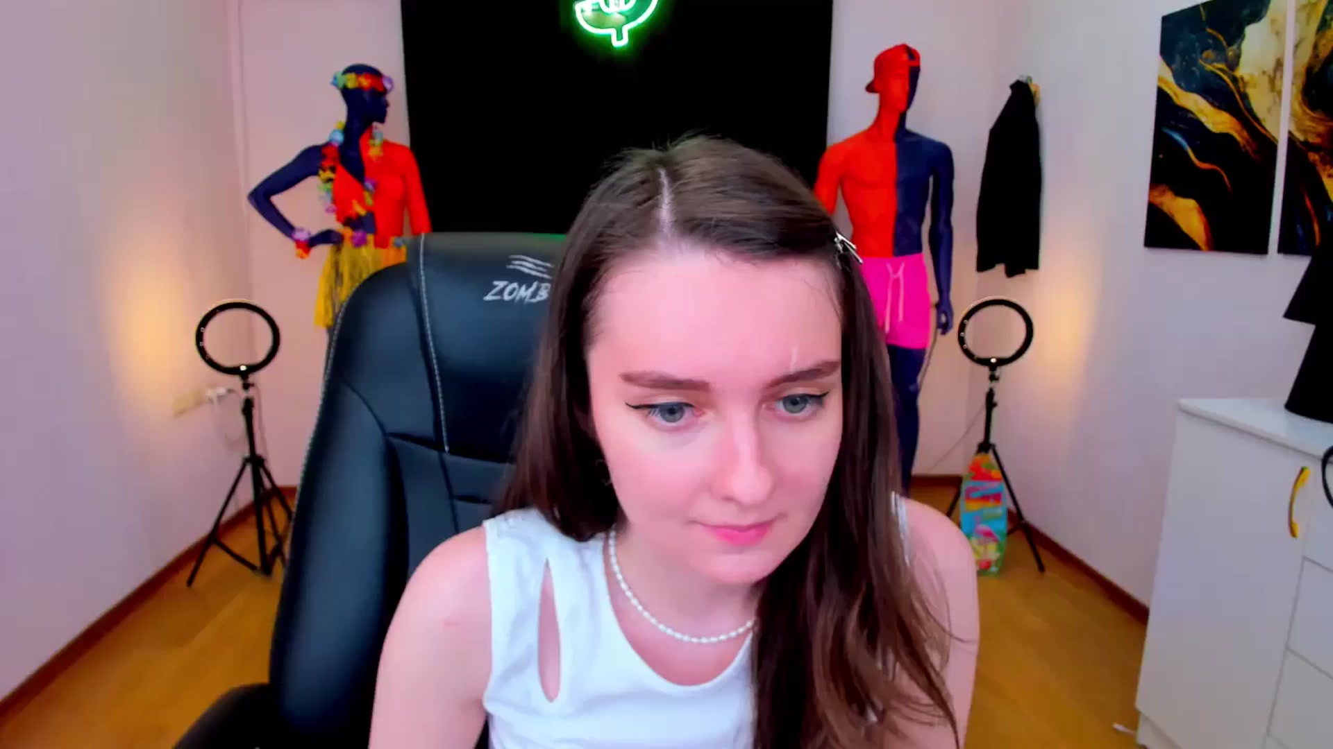 Gallery image thumbnail from Milim_Nava's myfreecams stream on, 08/20/2024, 16:46 image 11 of 20