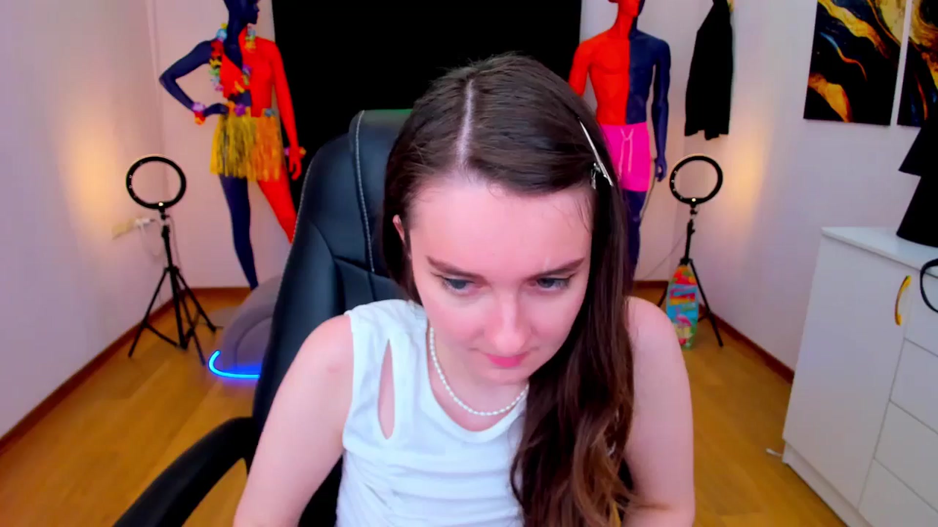 Gallery image thumbnail from Milim_Nava's myfreecams stream on, 08/20/2024, 16:46 image 7 of 20