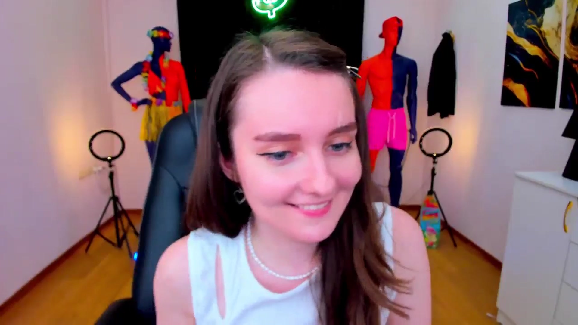 Gallery image thumbnail from Milim_Nava's myfreecams stream on, 08/20/2024, 16:46 image 20 of 20