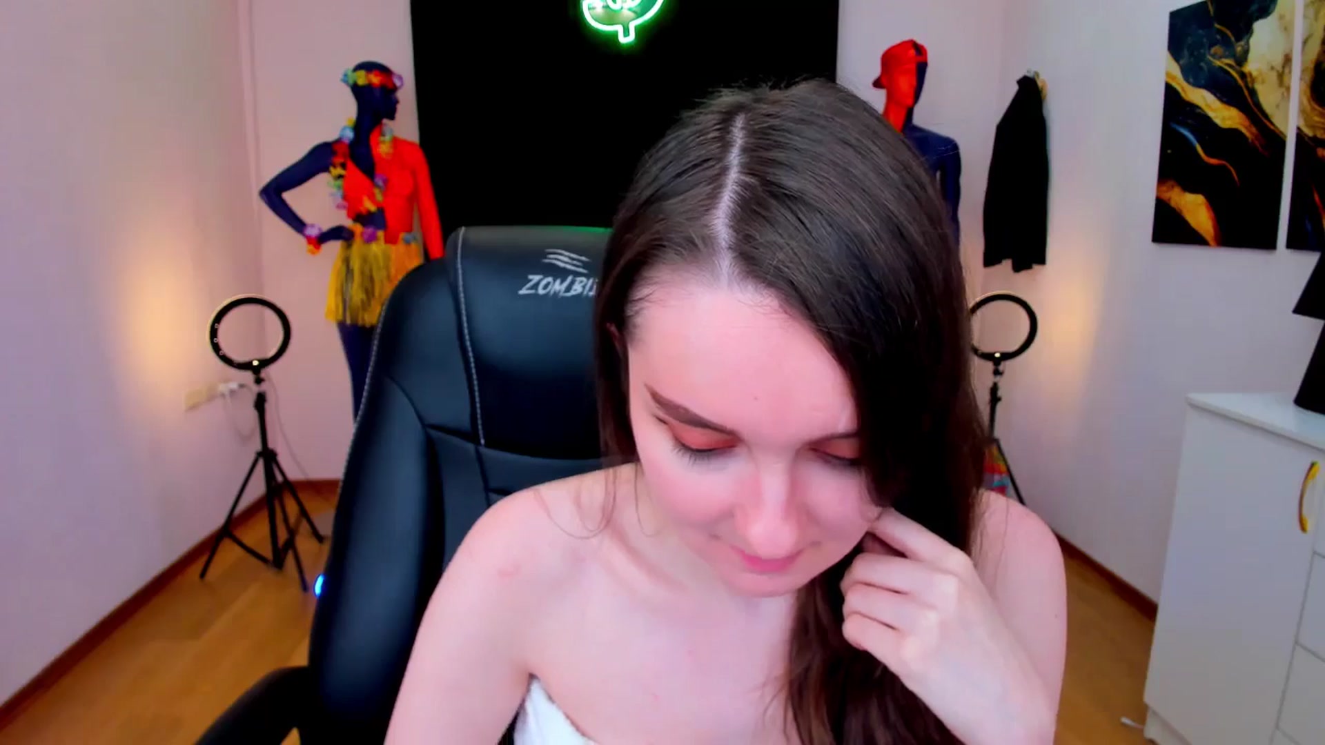 Gallery image thumbnail from Milim_Nava's myfreecams stream on, 08/21/2024, 14:04 image 8 of 20