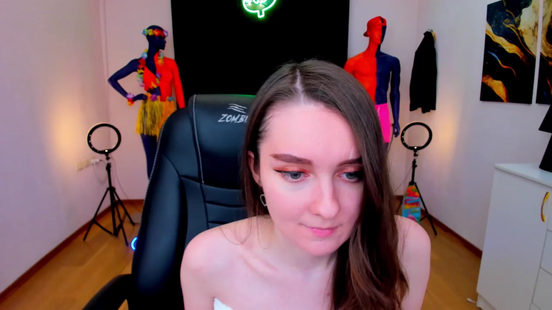Gallery image thumbnail from Milim_Nava's myfreecams stream on, 08/21/2024, 14:04 image 16 of 20
