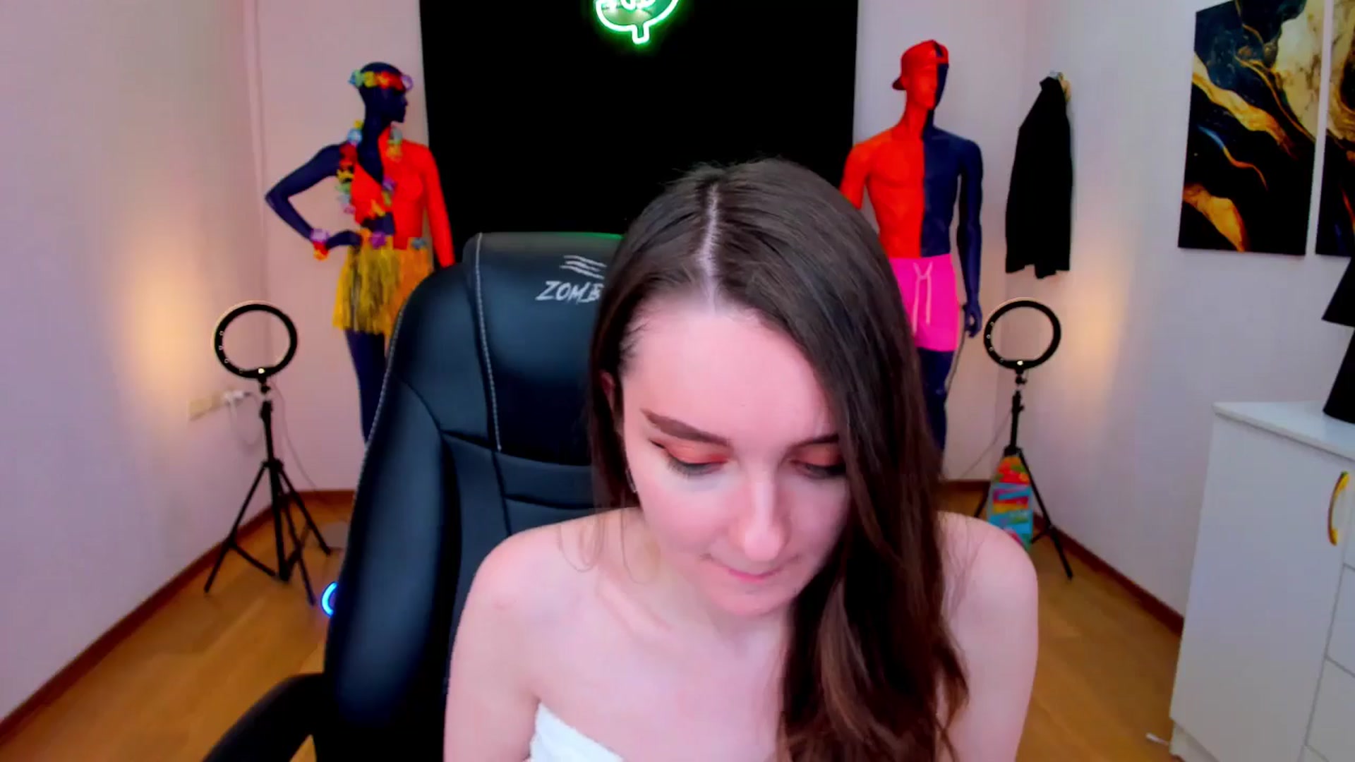 Gallery image thumbnail from Milim_Nava's myfreecams stream on, 08/21/2024, 14:04 image 17 of 20