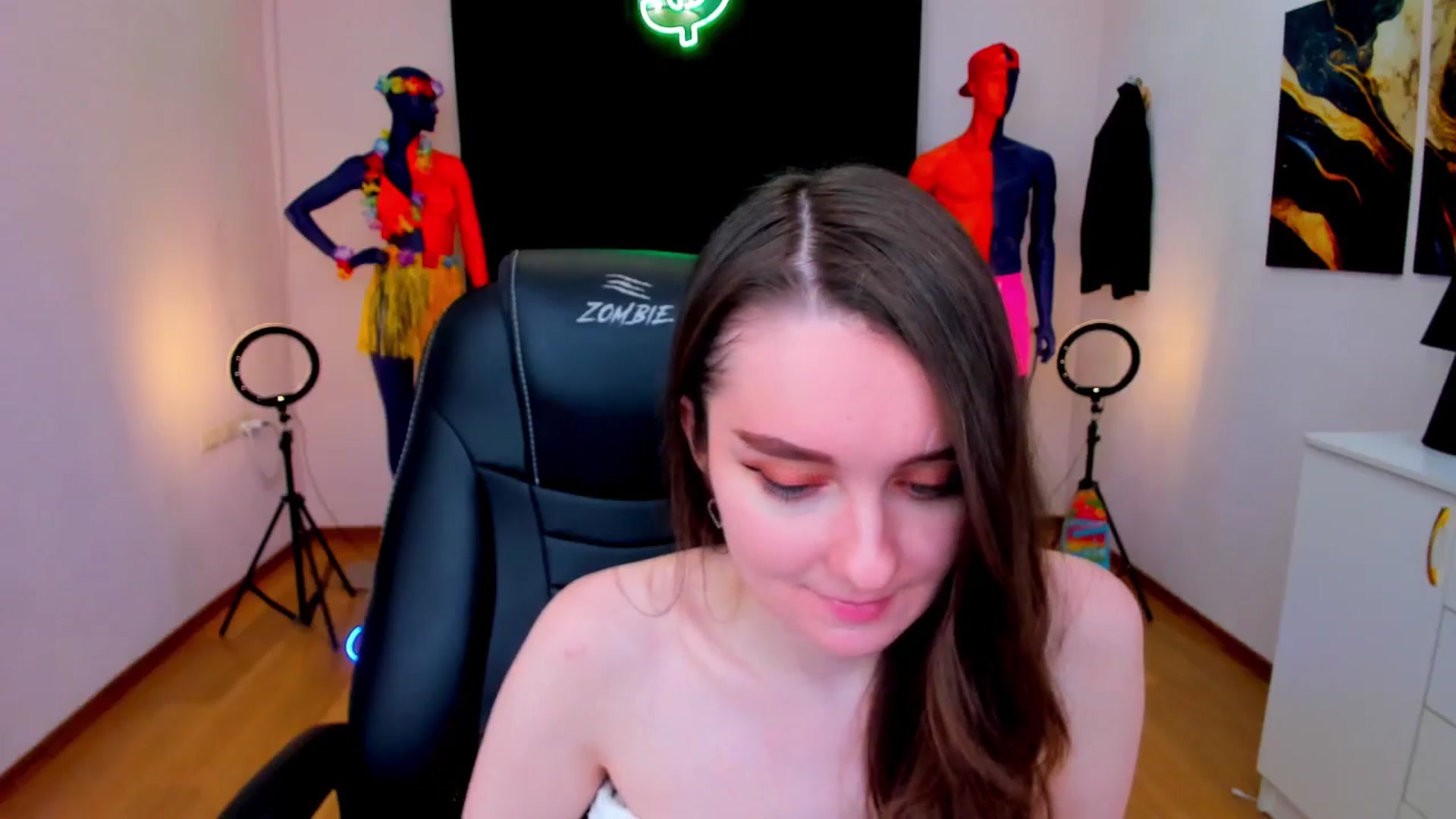 Gallery image thumbnail from Milim_Nava's myfreecams stream on, 08/21/2024, 14:04 image 15 of 20