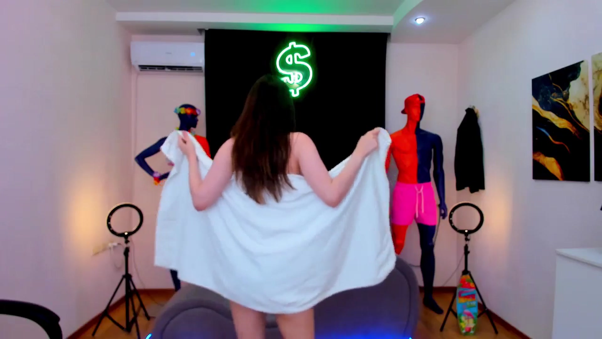 Gallery image thumbnail from Milim_Nava's myfreecams stream on, 08/21/2024, 16:04 image 6 of 20