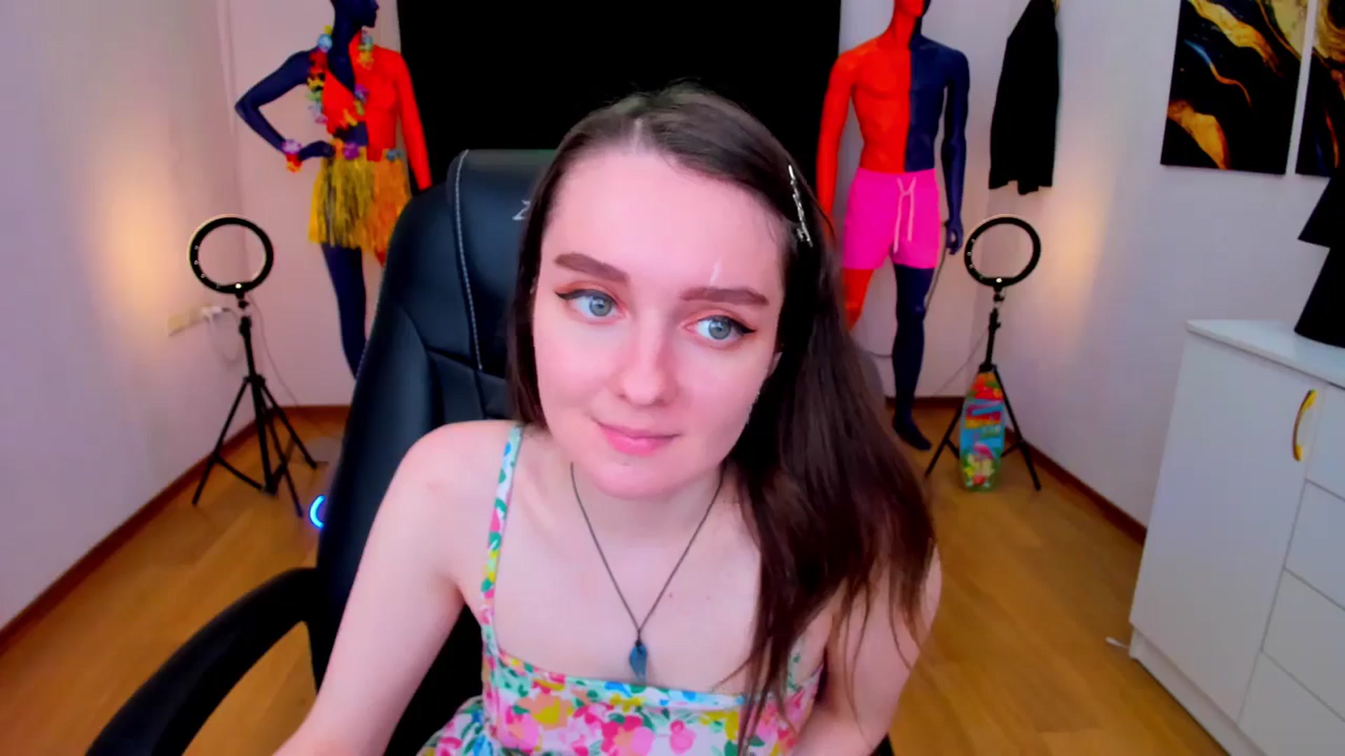 Gallery image thumbnail from Milim_Nava's myfreecams stream on, 08/21/2024, 16:46 image 13 of 20