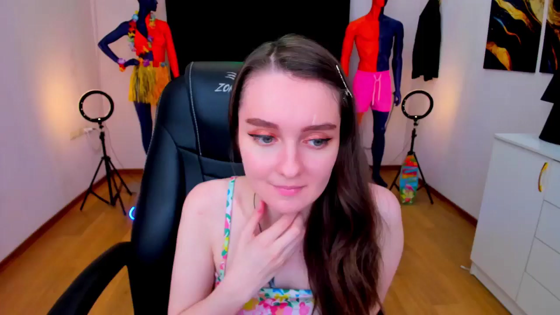 Gallery image thumbnail from Milim_Nava's myfreecams stream on, 08/21/2024, 16:46 image 17 of 20