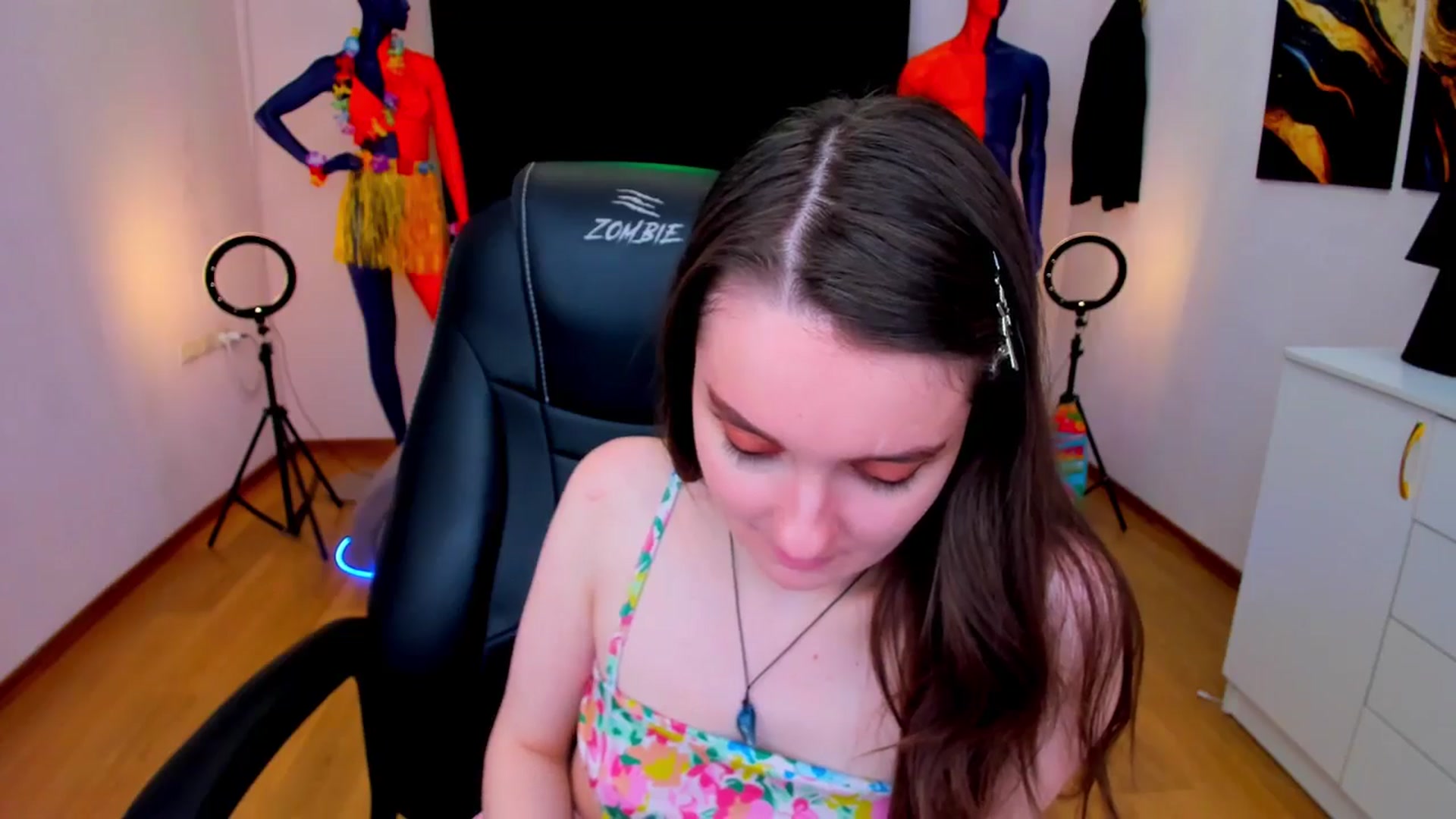 Gallery image thumbnail from Milim_Nava's myfreecams stream on, 08/21/2024, 16:46 image 18 of 20