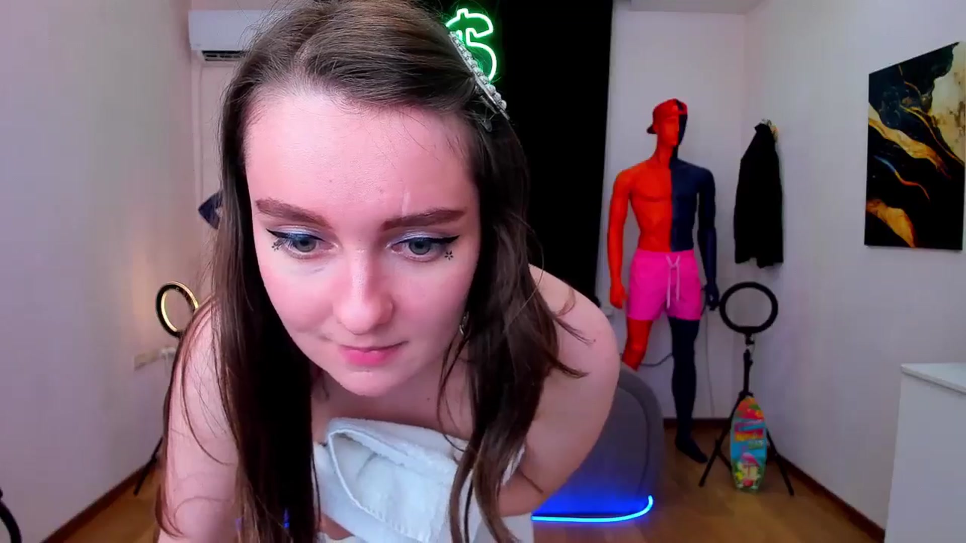 Gallery image thumbnail from Milim_Nava's myfreecams stream on, 08/23/2024, 09:27 image 4 of 20