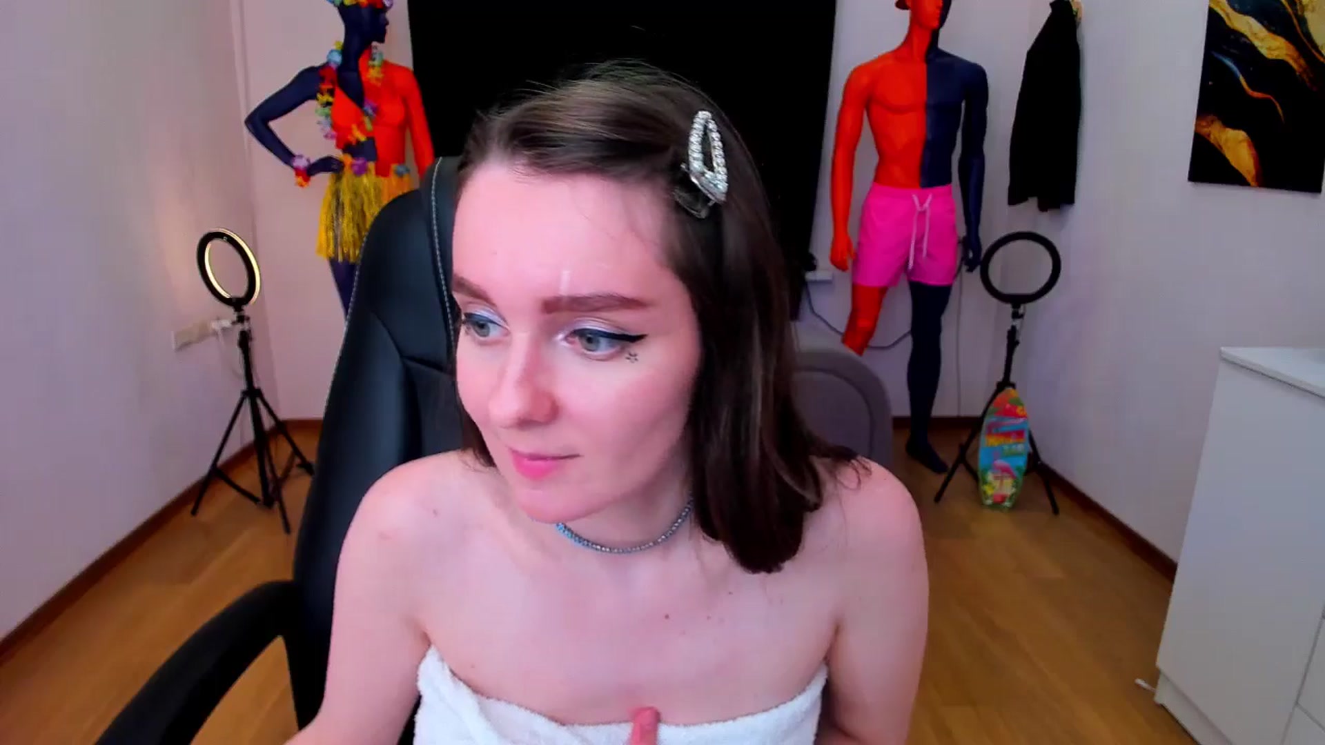 Gallery image thumbnail from Milim_Nava's myfreecams stream on, 08/23/2024, 09:27 image 2 of 20