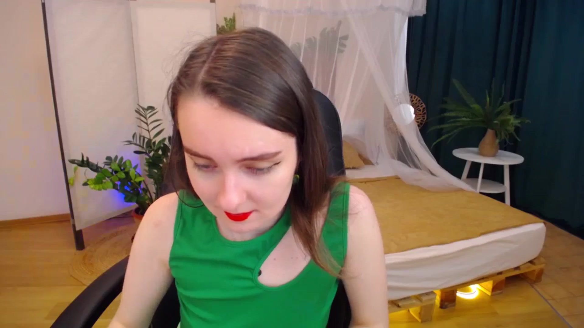 Gallery image thumbnail from Milim_Nava's myfreecams stream on, 08/27/2024, 11:01 image 16 of 20