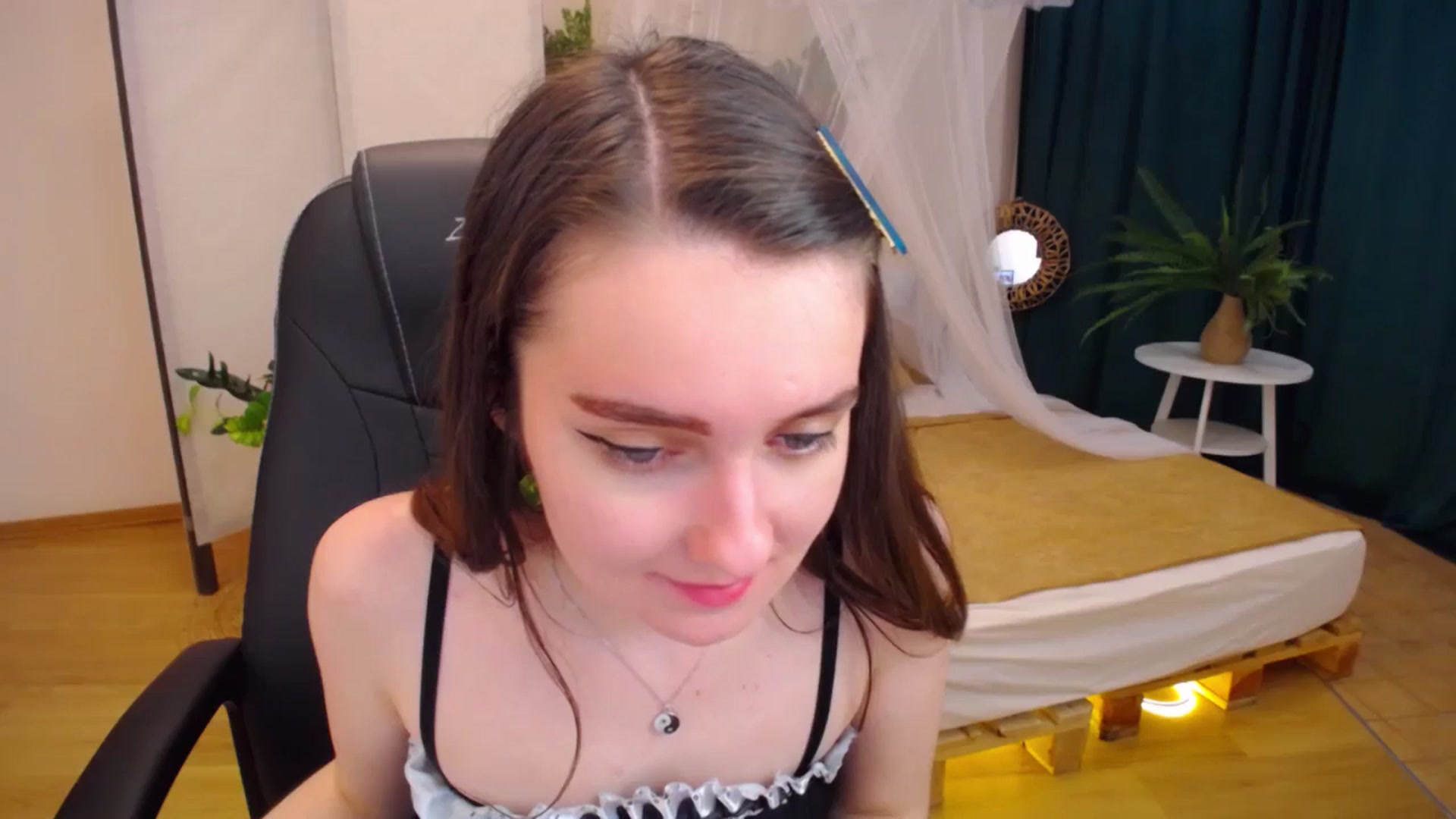 Gallery image thumbnail from Milim_Nava's myfreecams stream on, 08/27/2024, 16:34 image 5 of 20