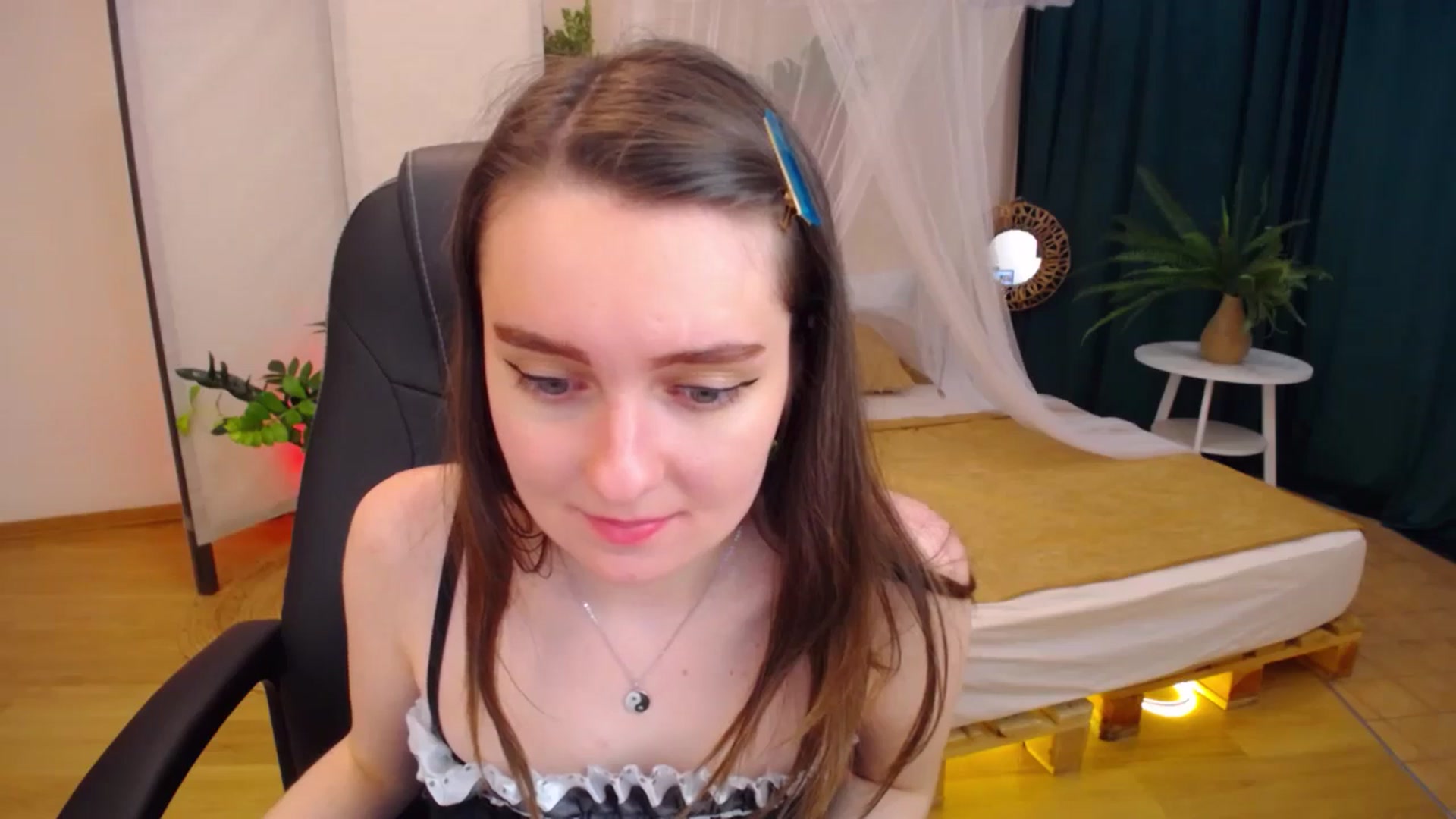 Gallery image thumbnail from Milim_Nava's myfreecams stream on, 08/27/2024, 16:34 image 8 of 20