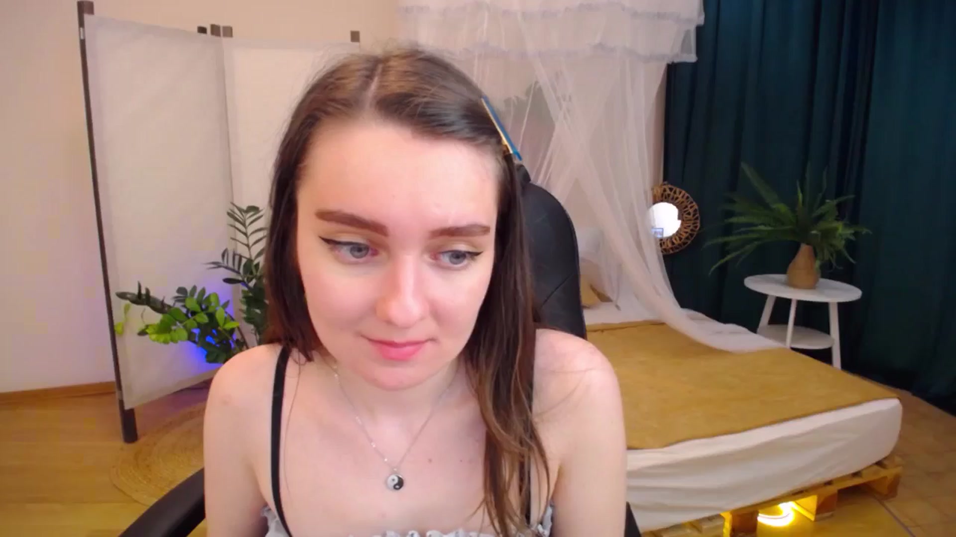 Gallery image thumbnail from Milim_Nava's myfreecams stream on, 08/27/2024, 17:01 image 3 of 20
