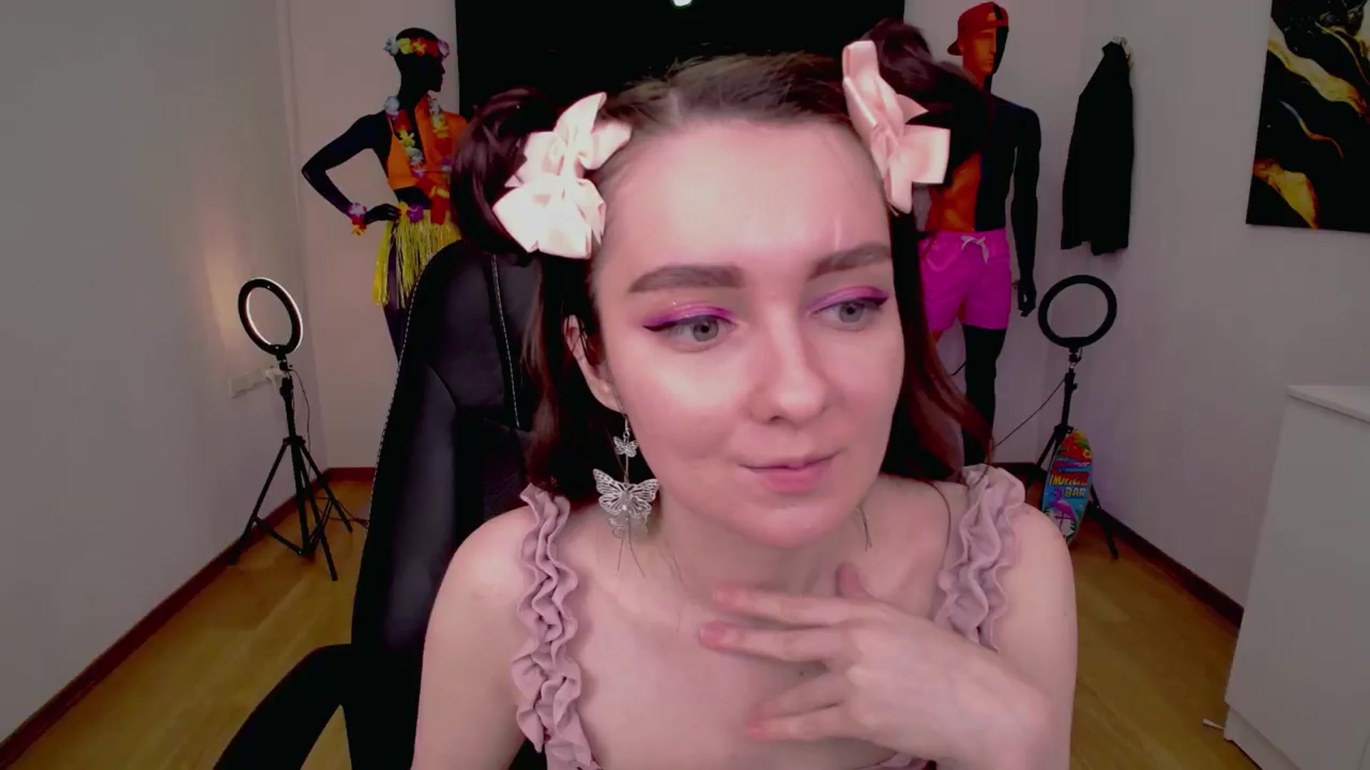 Gallery image thumbnail from Milim_Nava's myfreecams stream on, 08/28/2024, 12:11 image 1 of 20