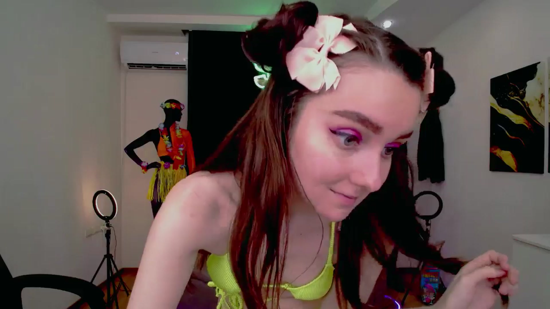 Gallery image thumbnail from Milim_Nava's myfreecams stream on, 08/28/2024, 15:14 image 2 of 20